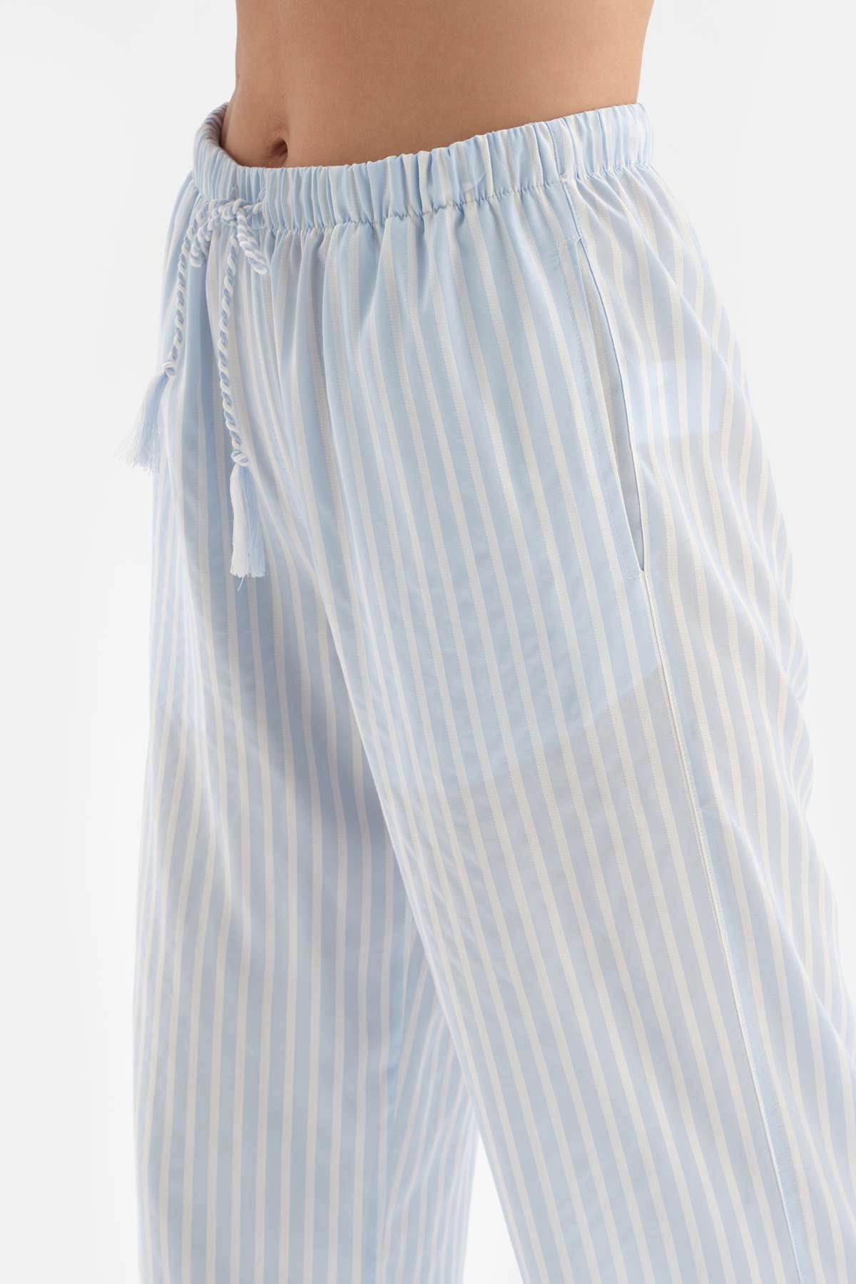 LIGHT BLUE BLINING DETAILED STRIPED WOVEN PAJAMAS