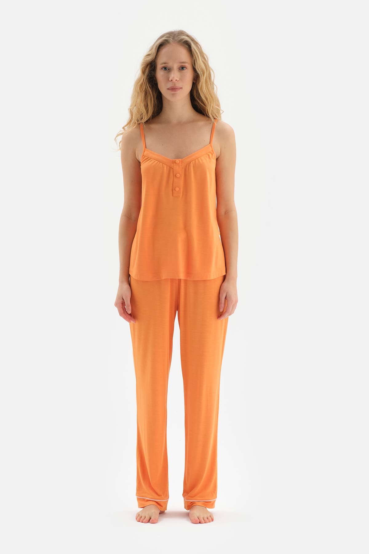 ORANGE HANGER BUTTON DETAILED KNITTED PAJAMAS