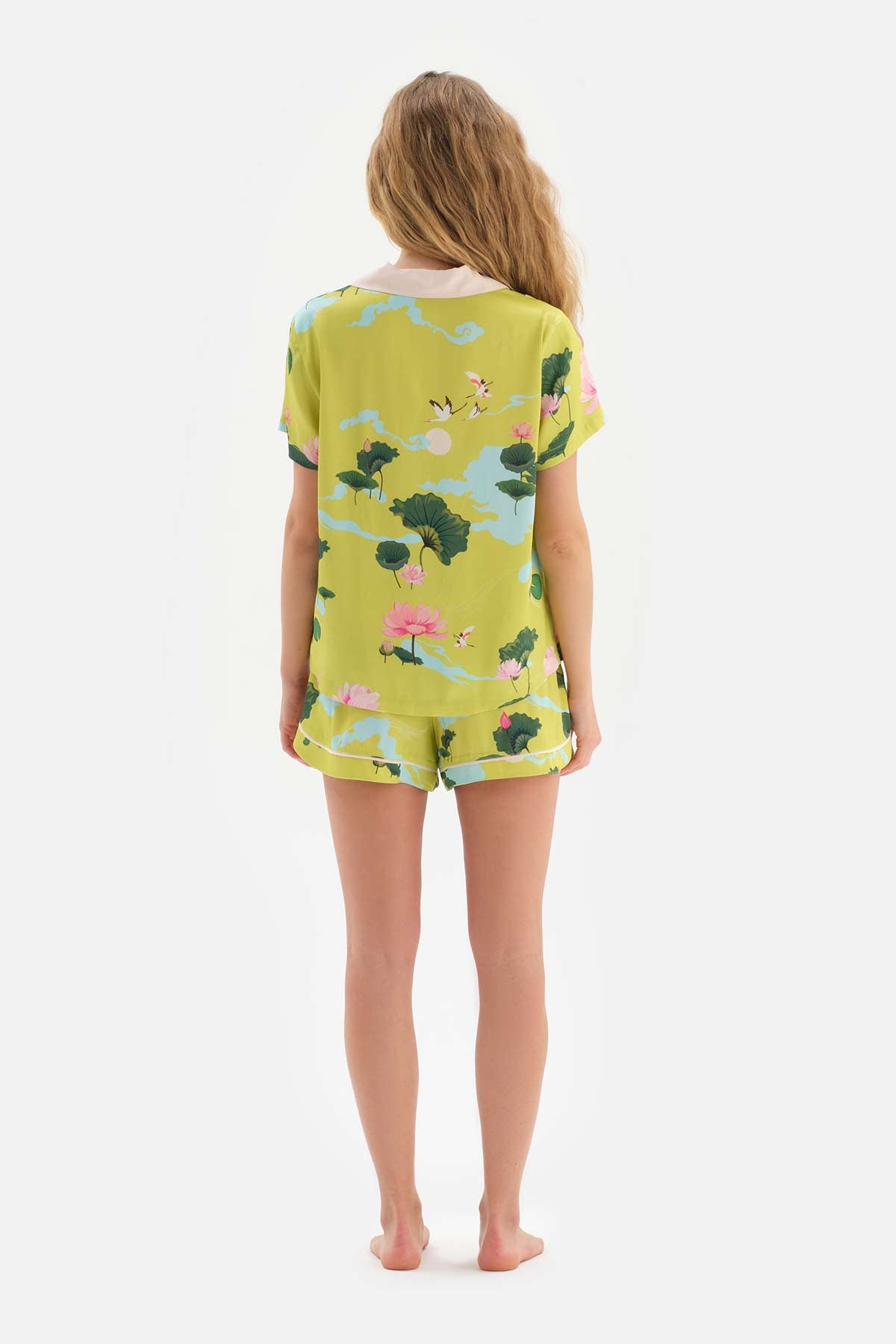 GREEN SHIRT COLLAR FLORAL PATTERNED SATIN SHORTS PAJAMAS SUIT