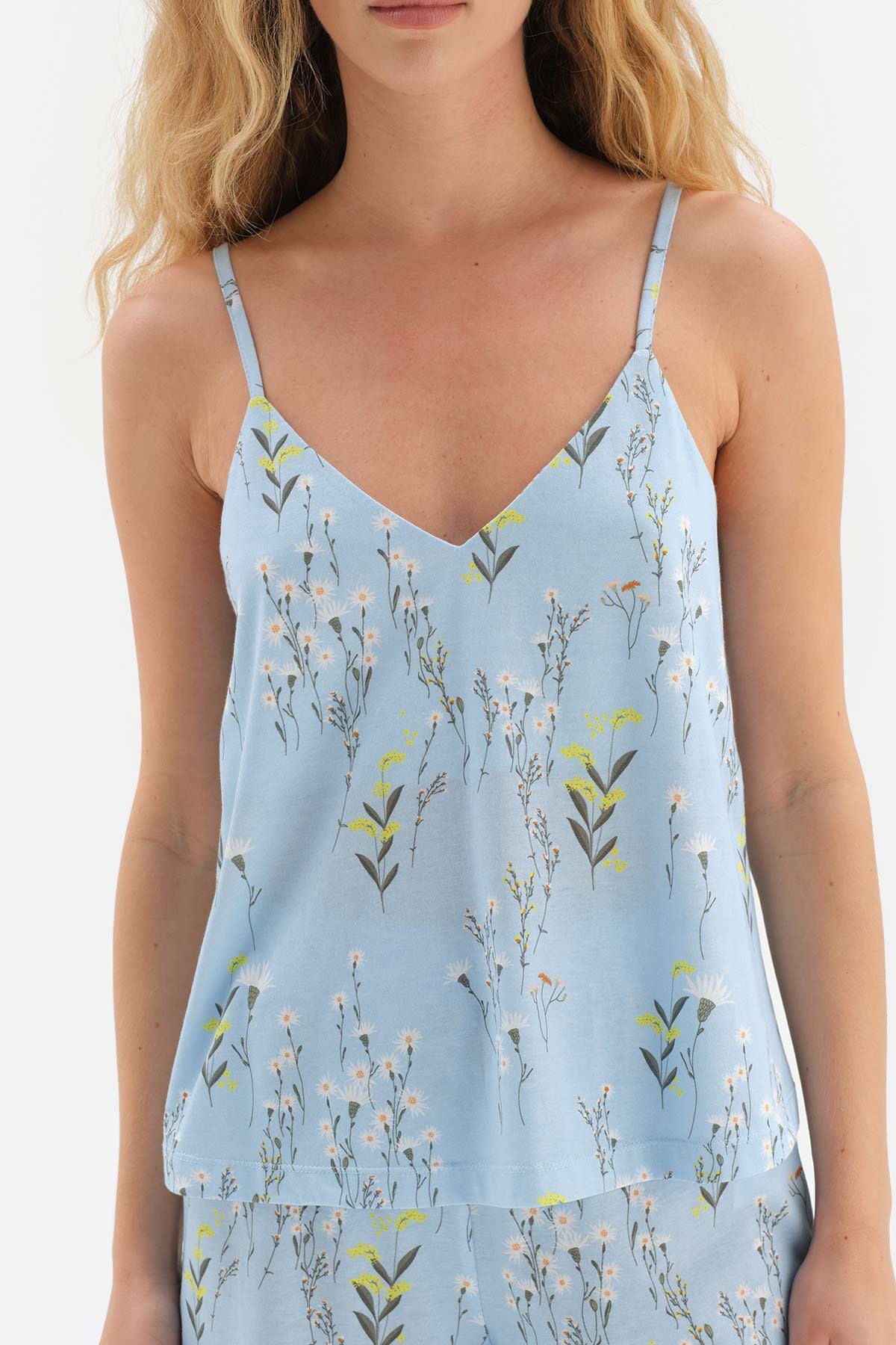 LIGHT BLUE FLORAL PATTERNED KNITTED PAJAMAS SUIT