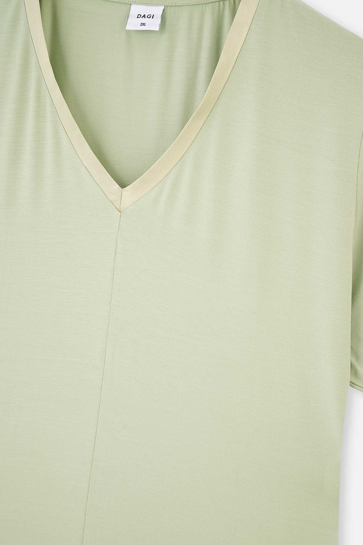 LIGHT GREEEN KNITTED NIGHTWEIGHT WITH V-NECK SATIN GARNISH