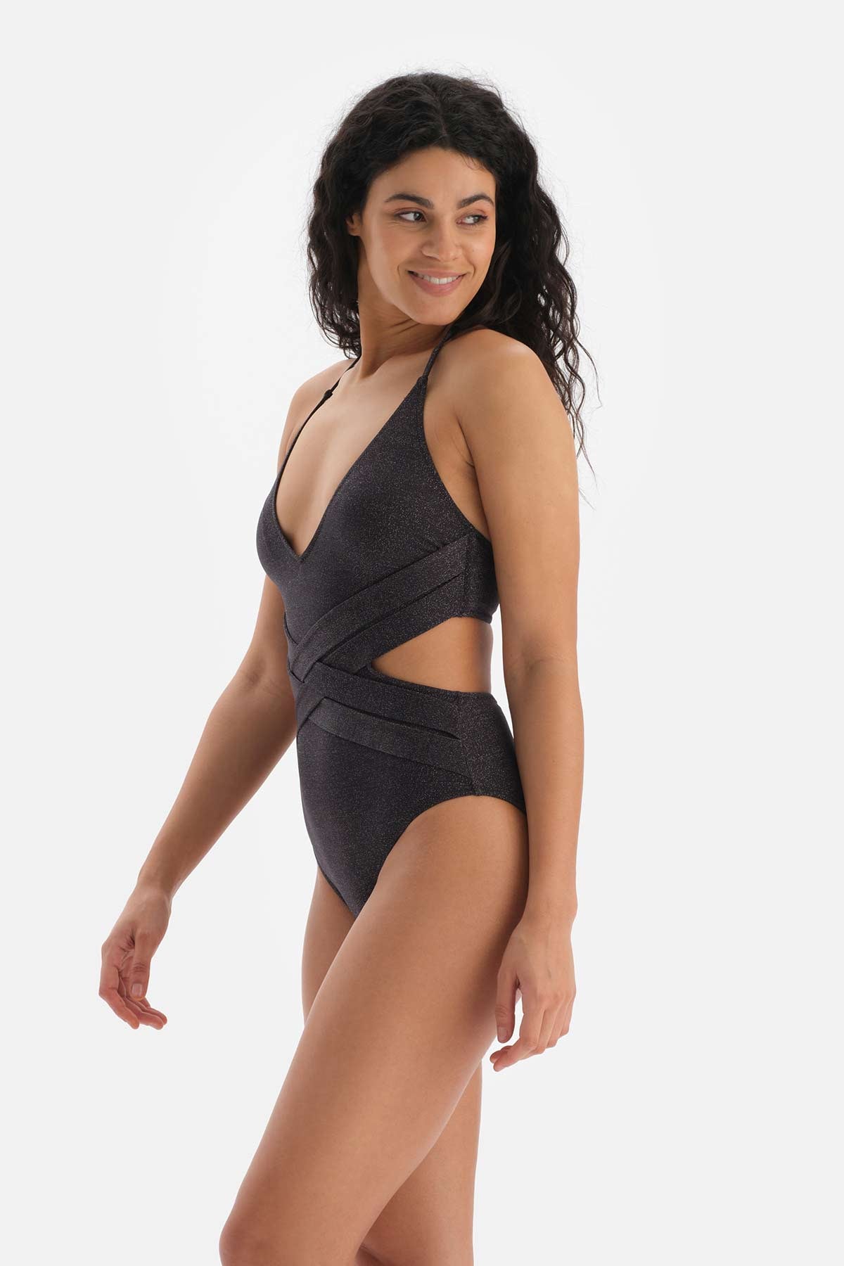 Siyah Bel Detaylı Mayokini