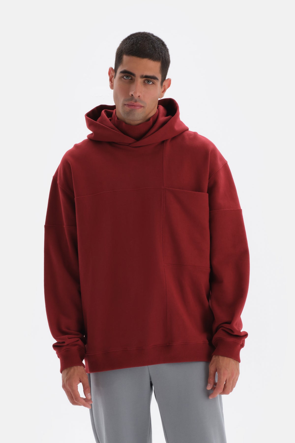 Bordeaux POCKET DETAILED HOODED SWEATSHIRT