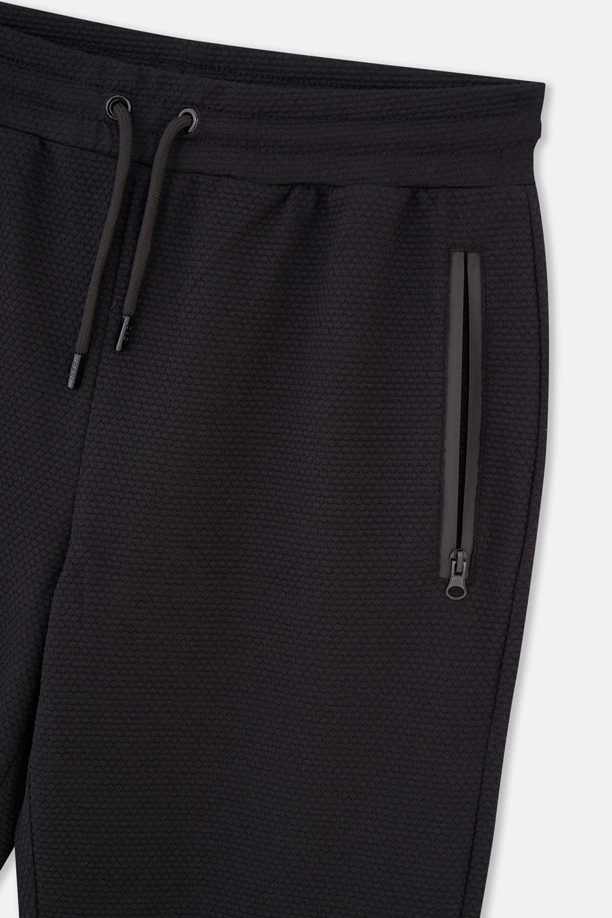 Siyah Düz Paça Eşofman Altı