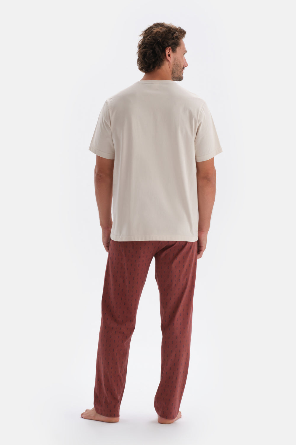 Ecru HALF-PLOT POCKET DETAILED KNITTED PAJAMAS SUIT