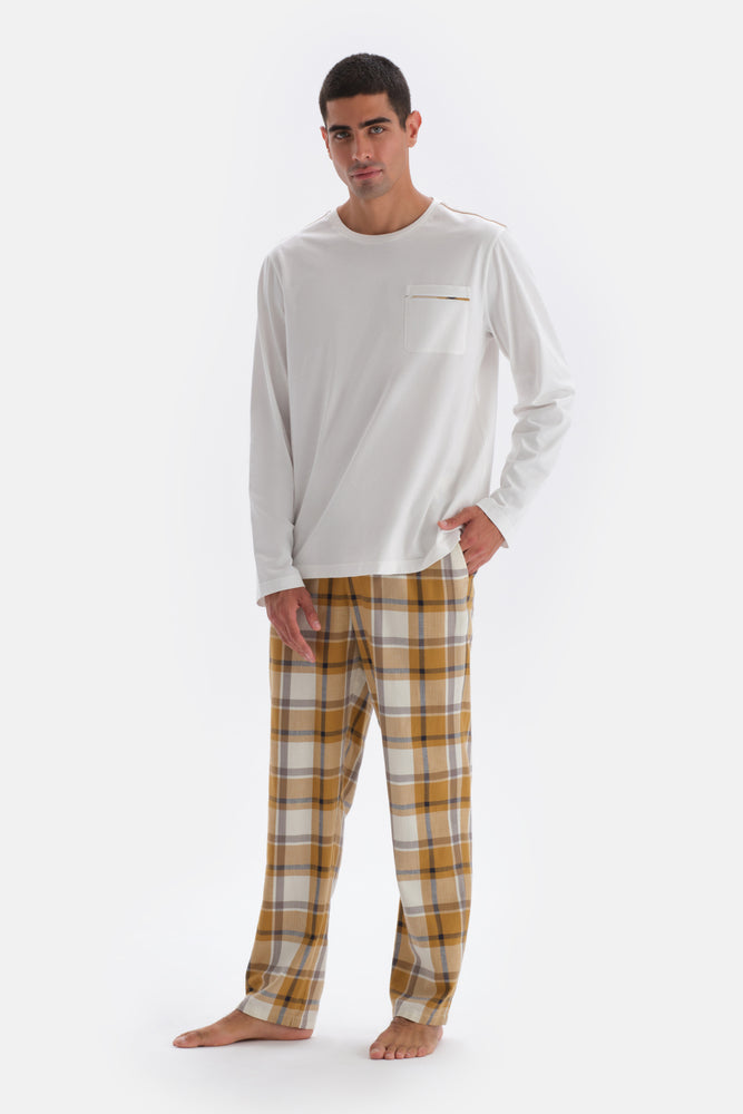 Ecru CREW-NECK  POCKET DETAILED WOVEN BOTTOM PAJAMAS SUIT