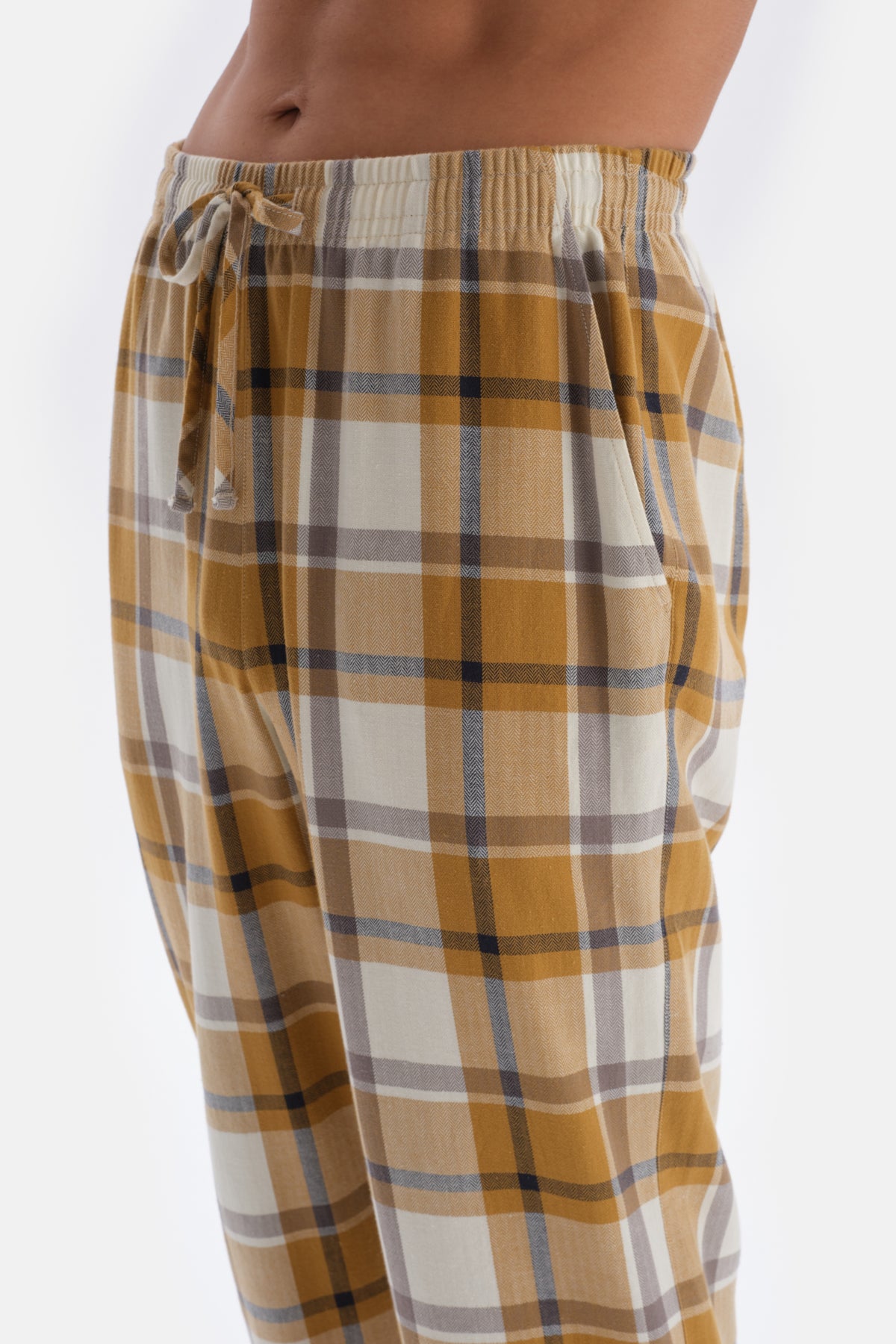 Ecru CREW-NECK  POCKET DETAILED WOVEN BOTTOM PAJAMAS SUIT