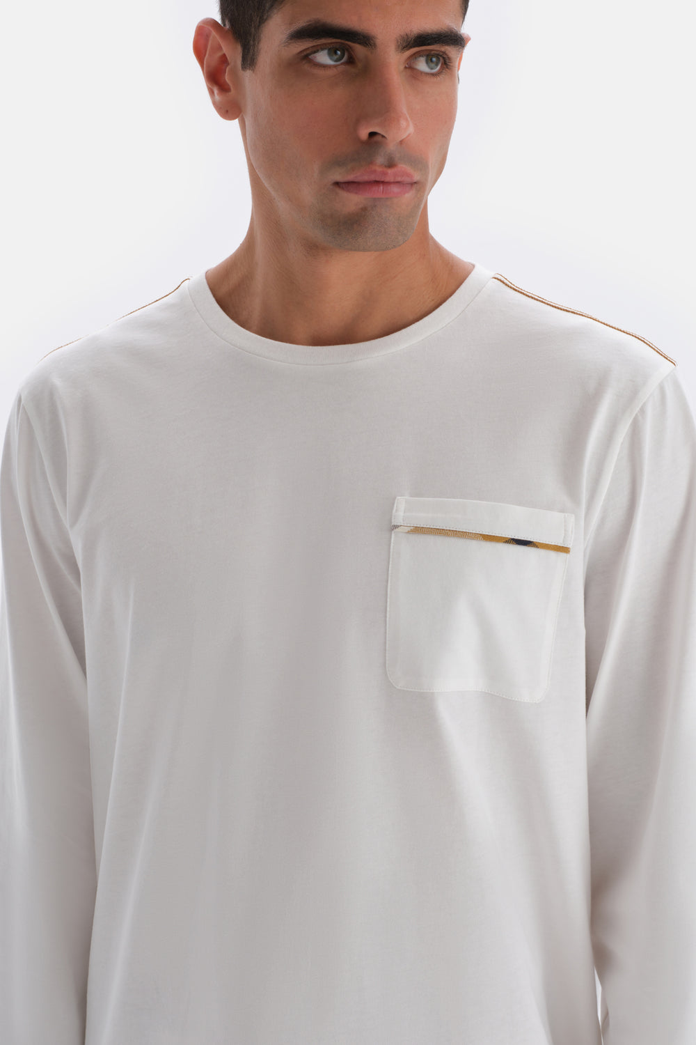 Ecru CREW-NECK  POCKET DETAILED WOVEN BOTTOM PAJAMAS SUIT