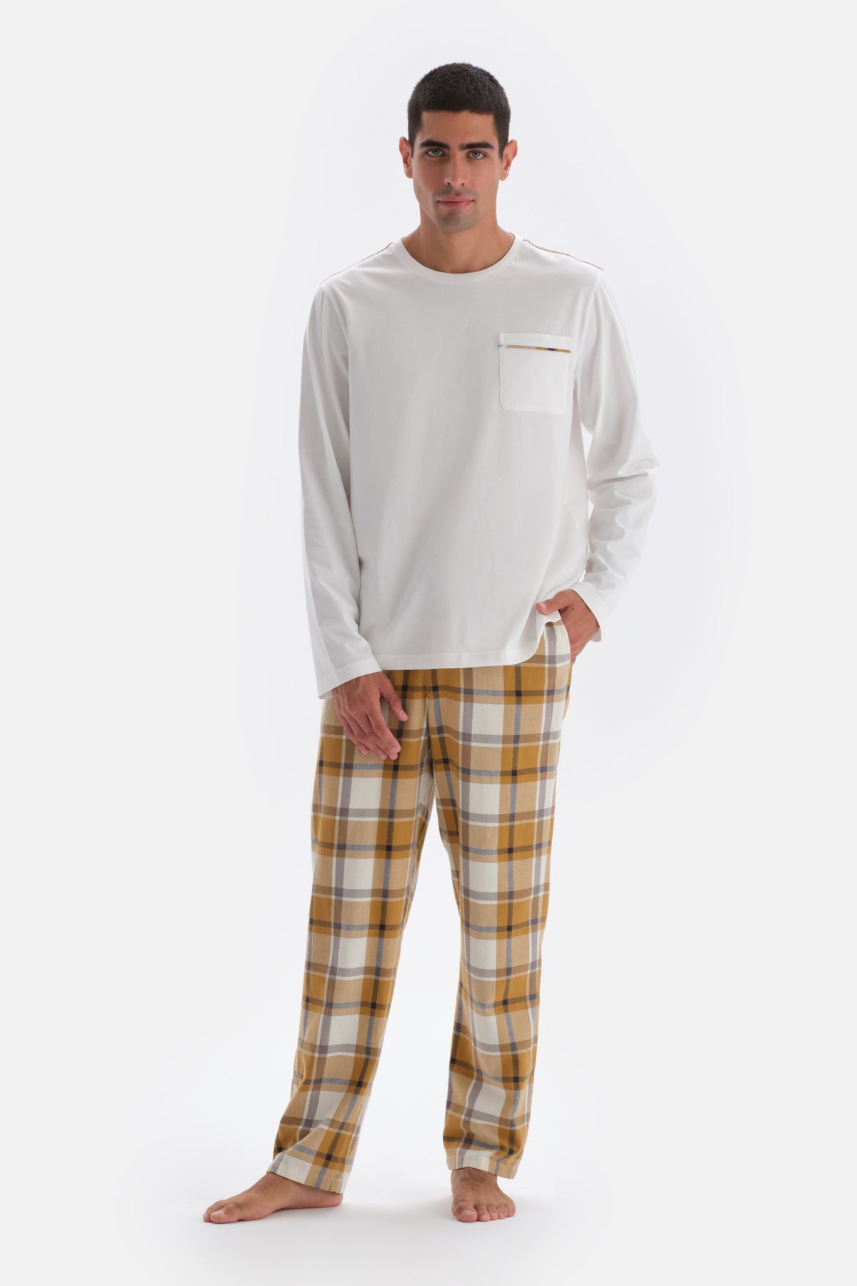 Ecru CREW-NECK  POCKET DETAILED WOVEN BOTTOM PAJAMAS SUIT