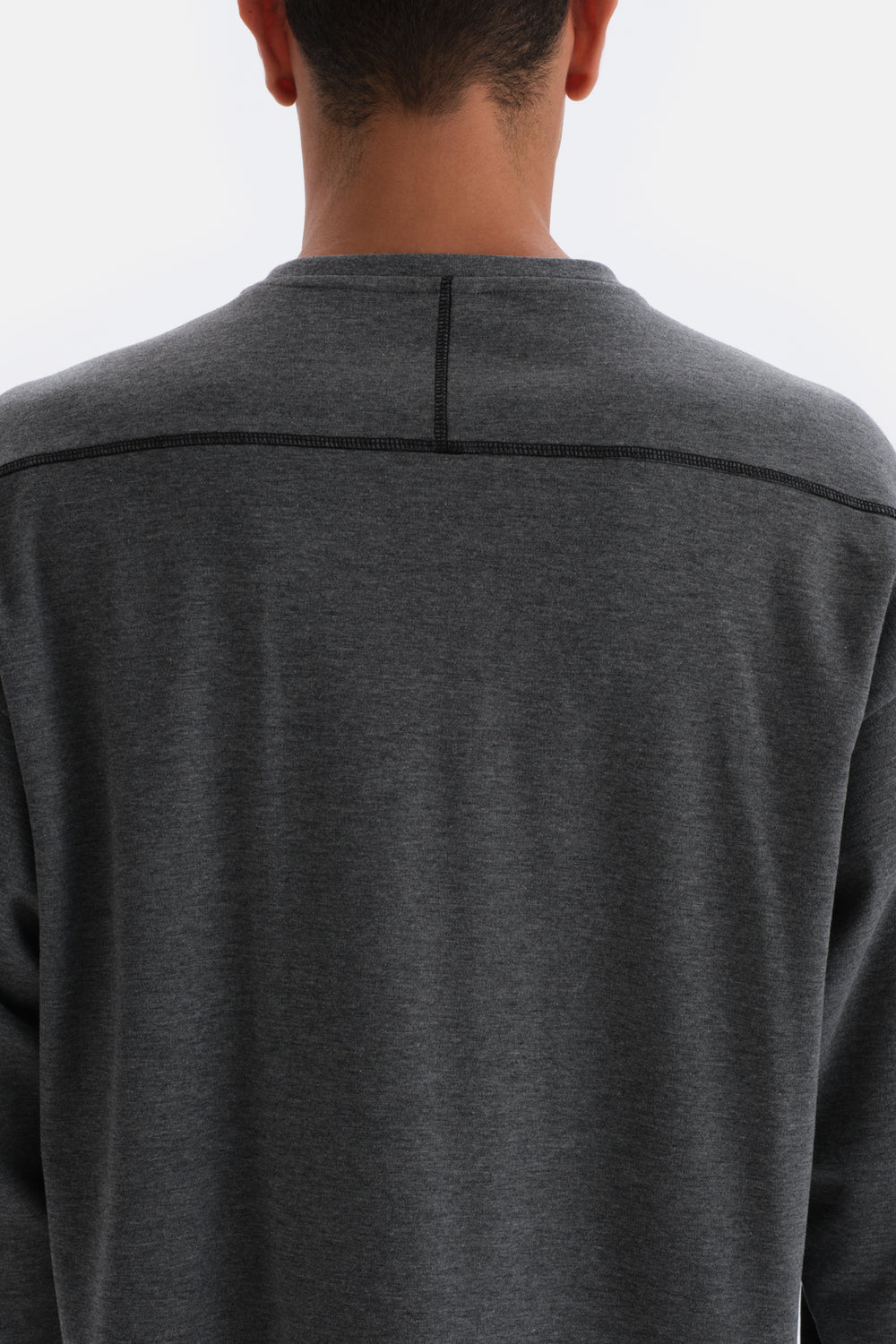 Smoke CREW-NECK LONG SLEEVE PRINT KNITTED PAJAMAS SUIT