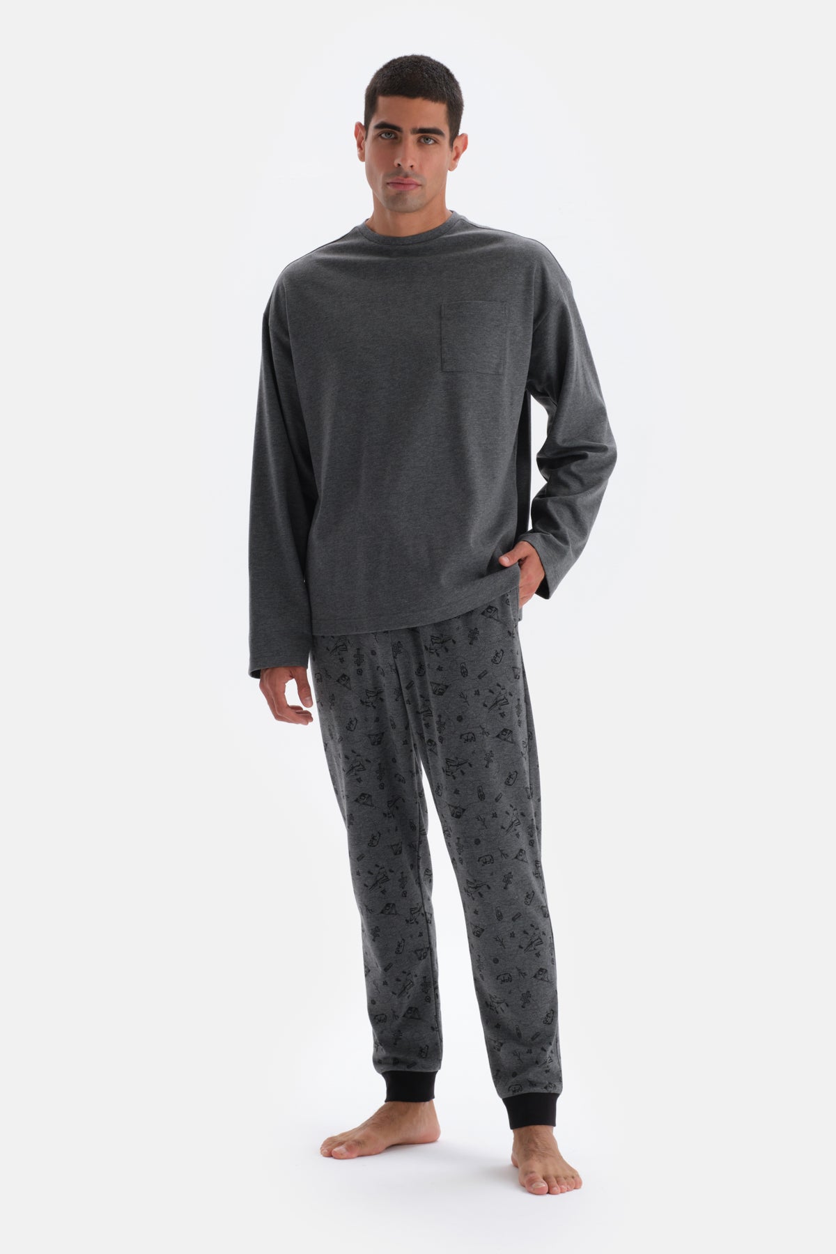 Smoke CREW-NECK LONG SLEEVE PRINT KNITTED PAJAMAS SUIT