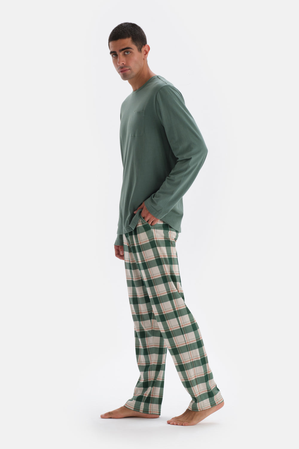 Yeşil Bisiklet Yaka Uzun Kollu Cep Detaylı Modal Pijama Takımı