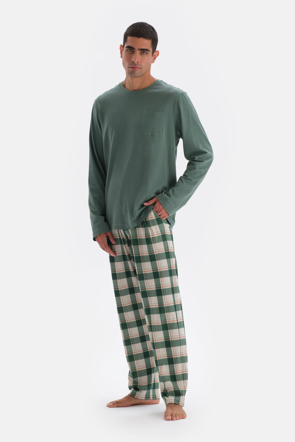 Yeşil Bisiklet Yaka Uzun Kollu Cep Detaylı Modal Pijama Takımı