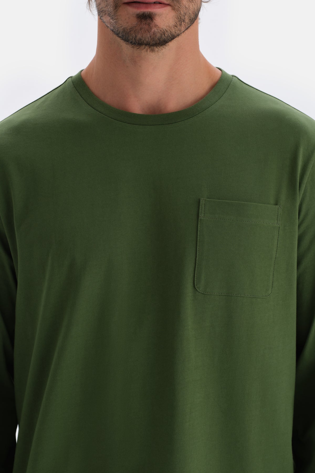 Green CREW-NECK POCKET DETAILED KNITTED PAJAMAS SUIT