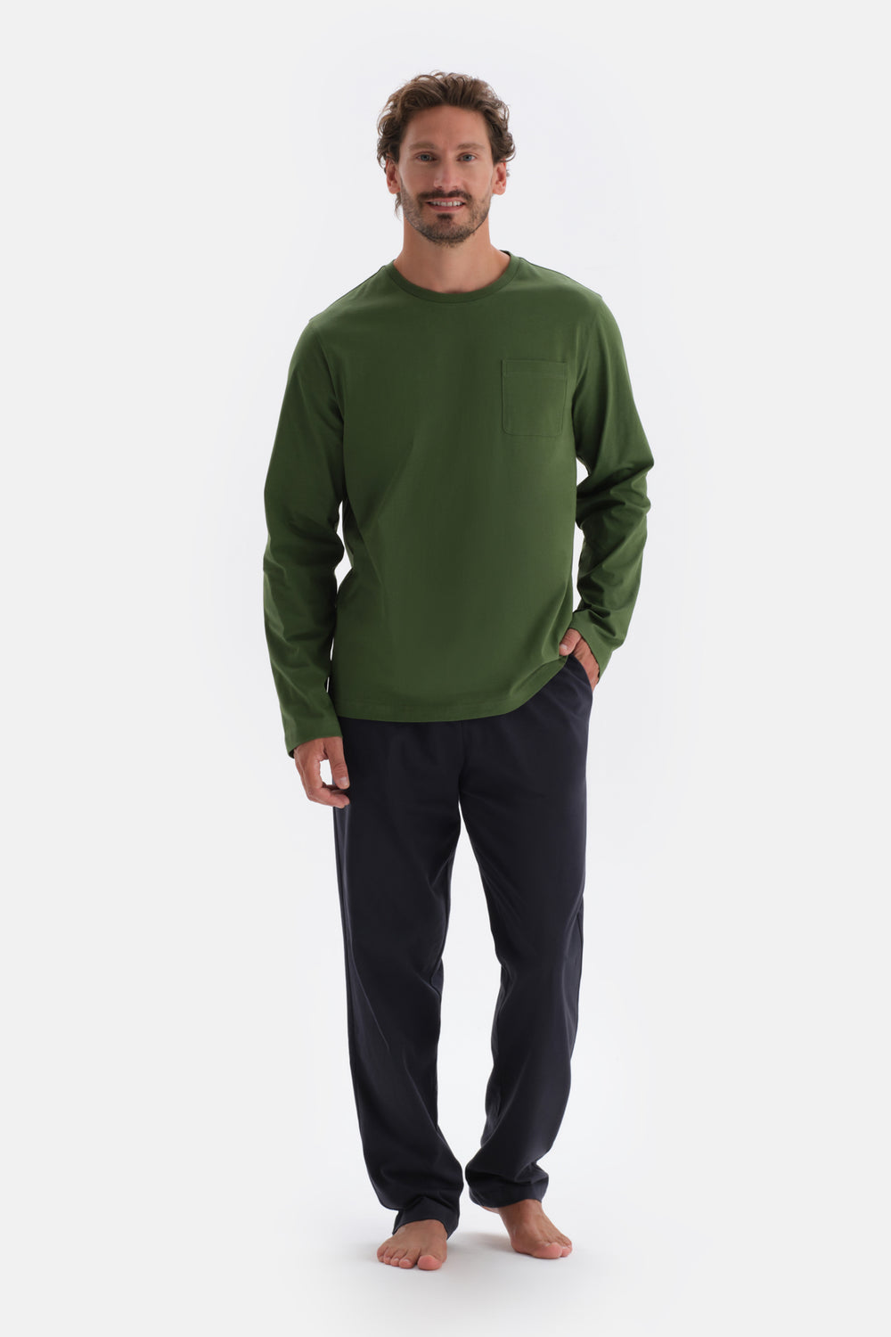 Green CREW-NECK POCKET DETAILED KNITTED PAJAMAS SUIT