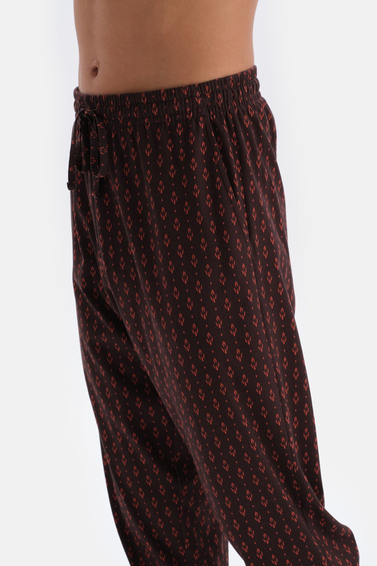 Dark Brown PRINT DETAILED CREW-NECK COTTON MODAL PAJAMAS SUIT