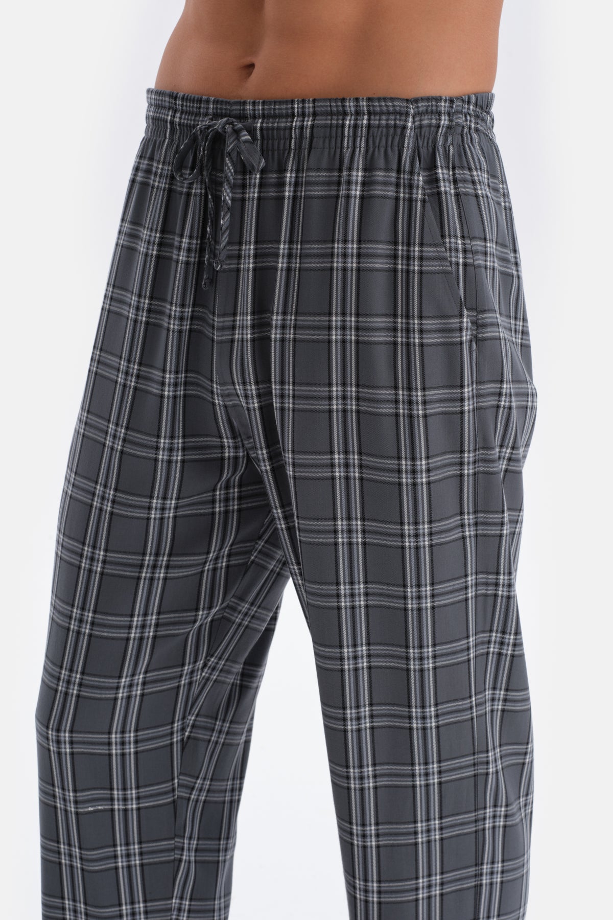Smoke PLAID WOVEN SINGLE BOTTOM TROUSERS