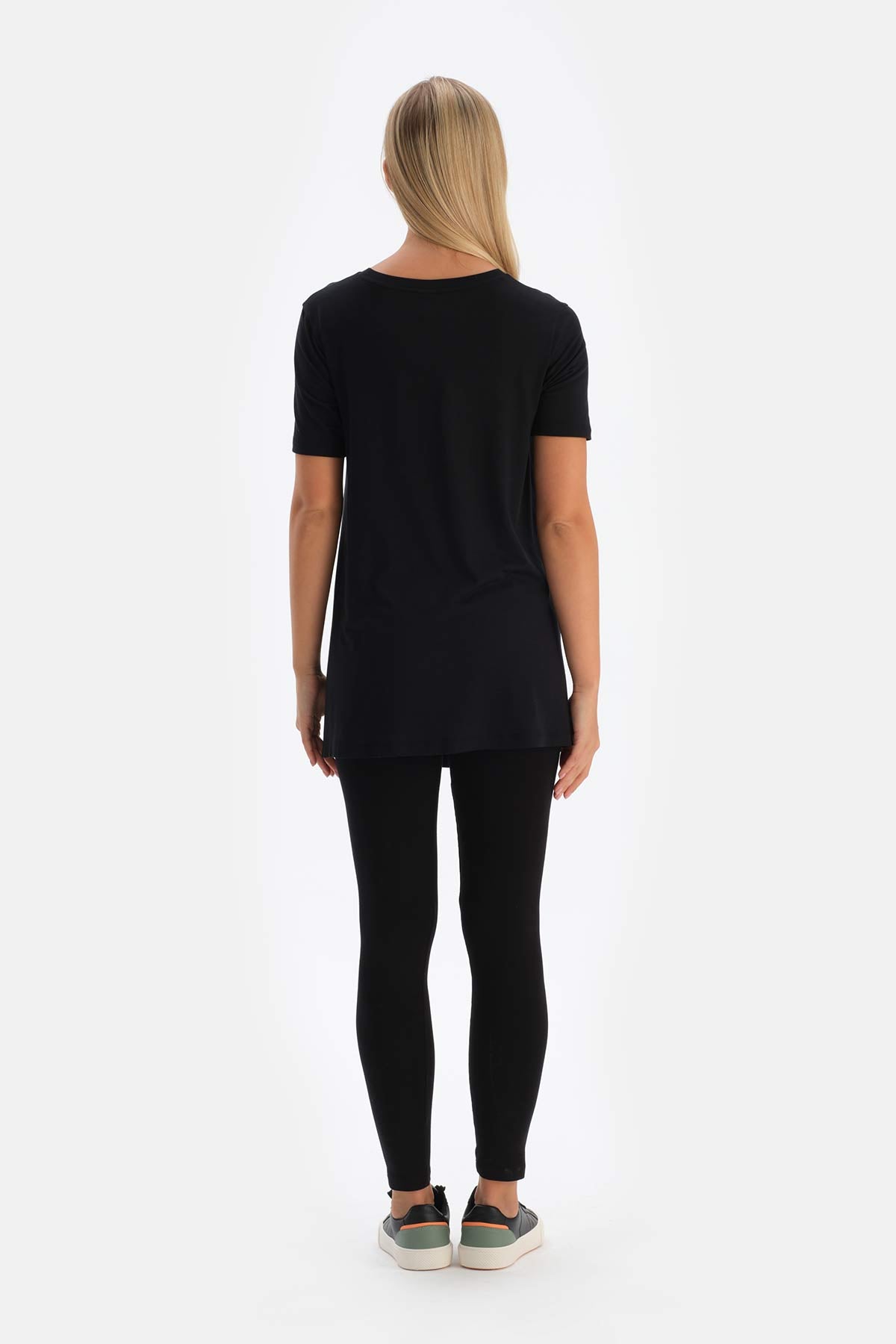 Siyah Viskon Bisiklet Yaka Hamile Tişört