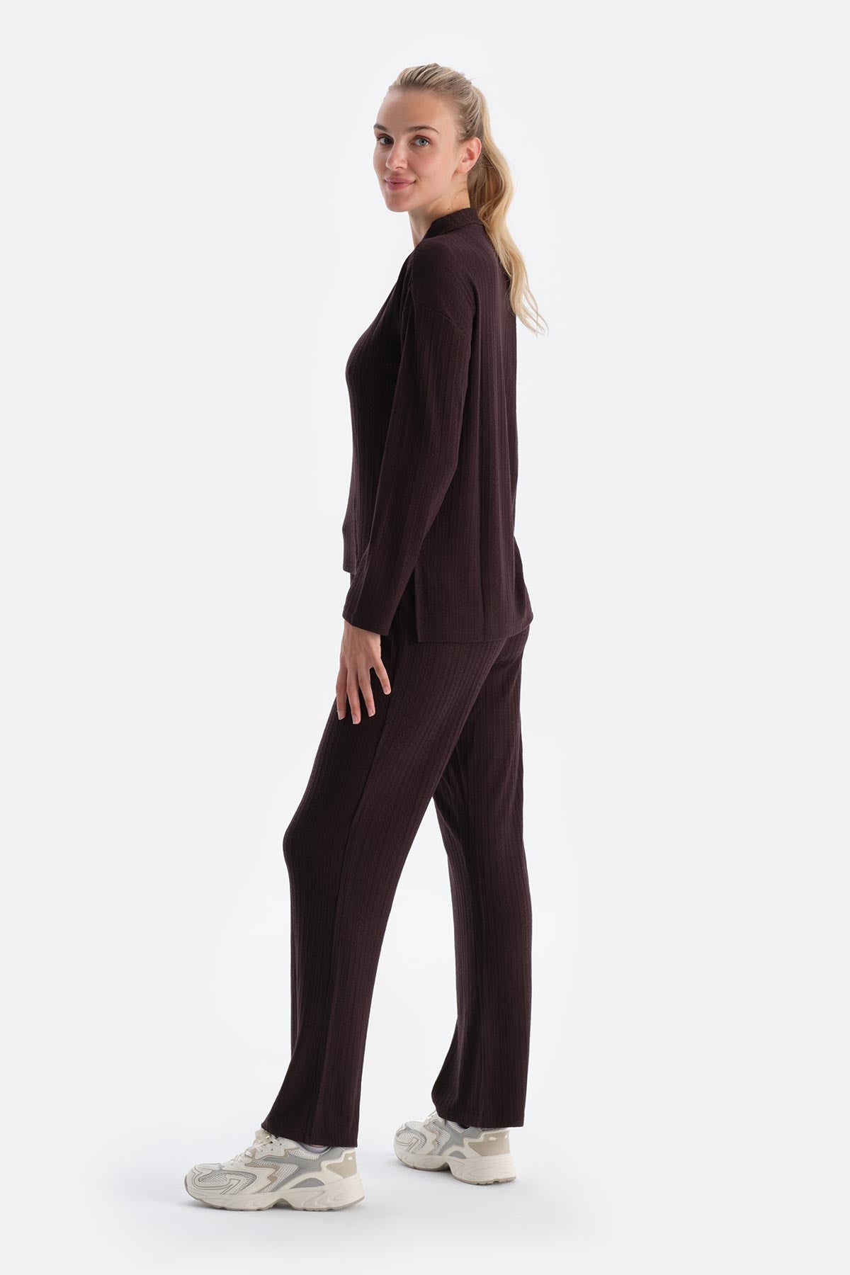 Dark Brown KNITTING DETAIL POLO NECK T-SHIRT