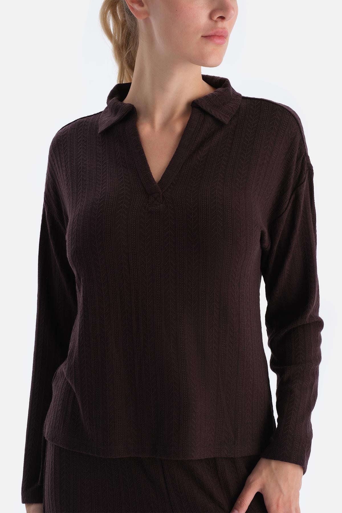 Dark Brown KNITTING DETAIL POLO NECK T-SHIRT