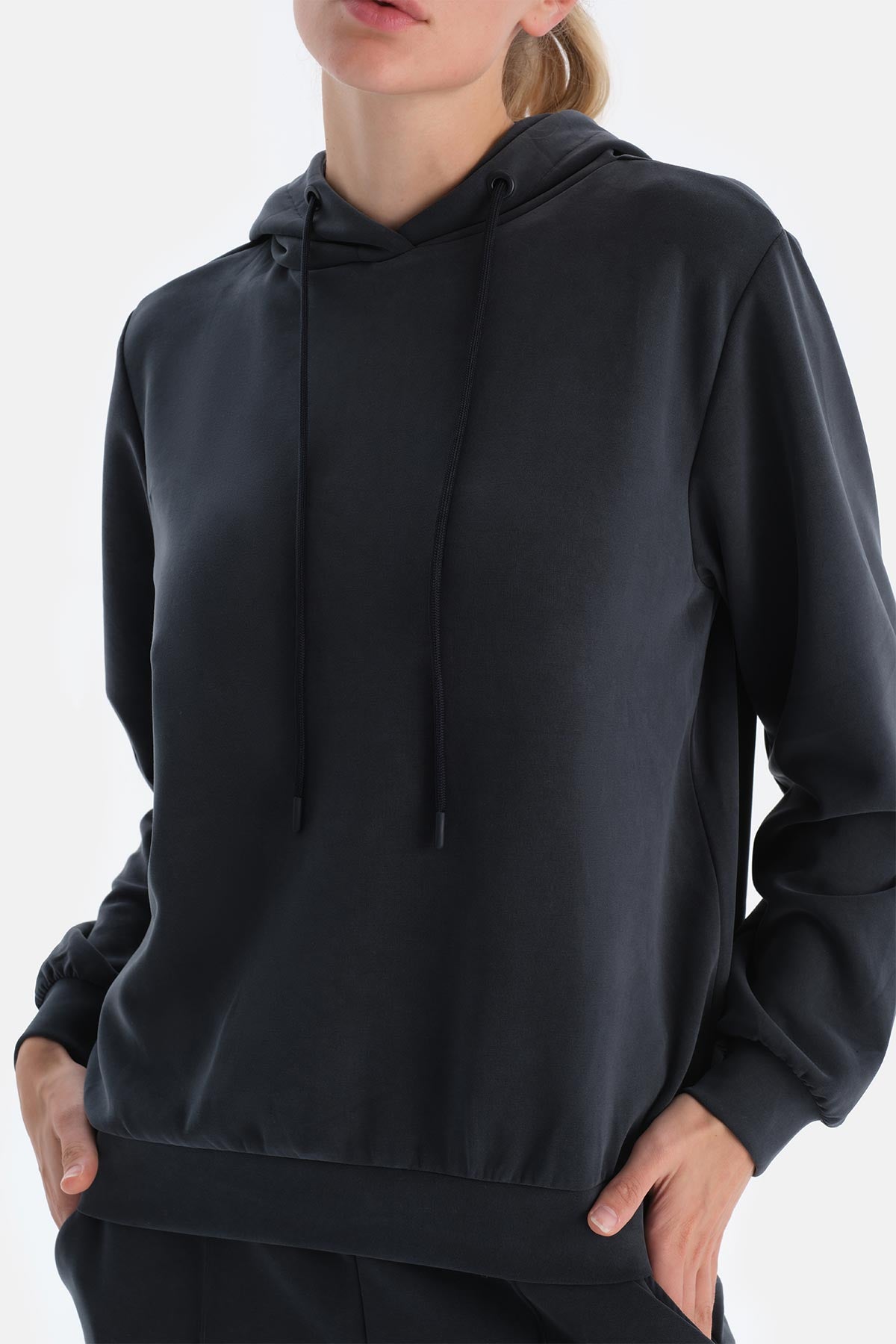 Black LONG SLEEVE HOODED BASIC MODAL SWEATSHIRT
