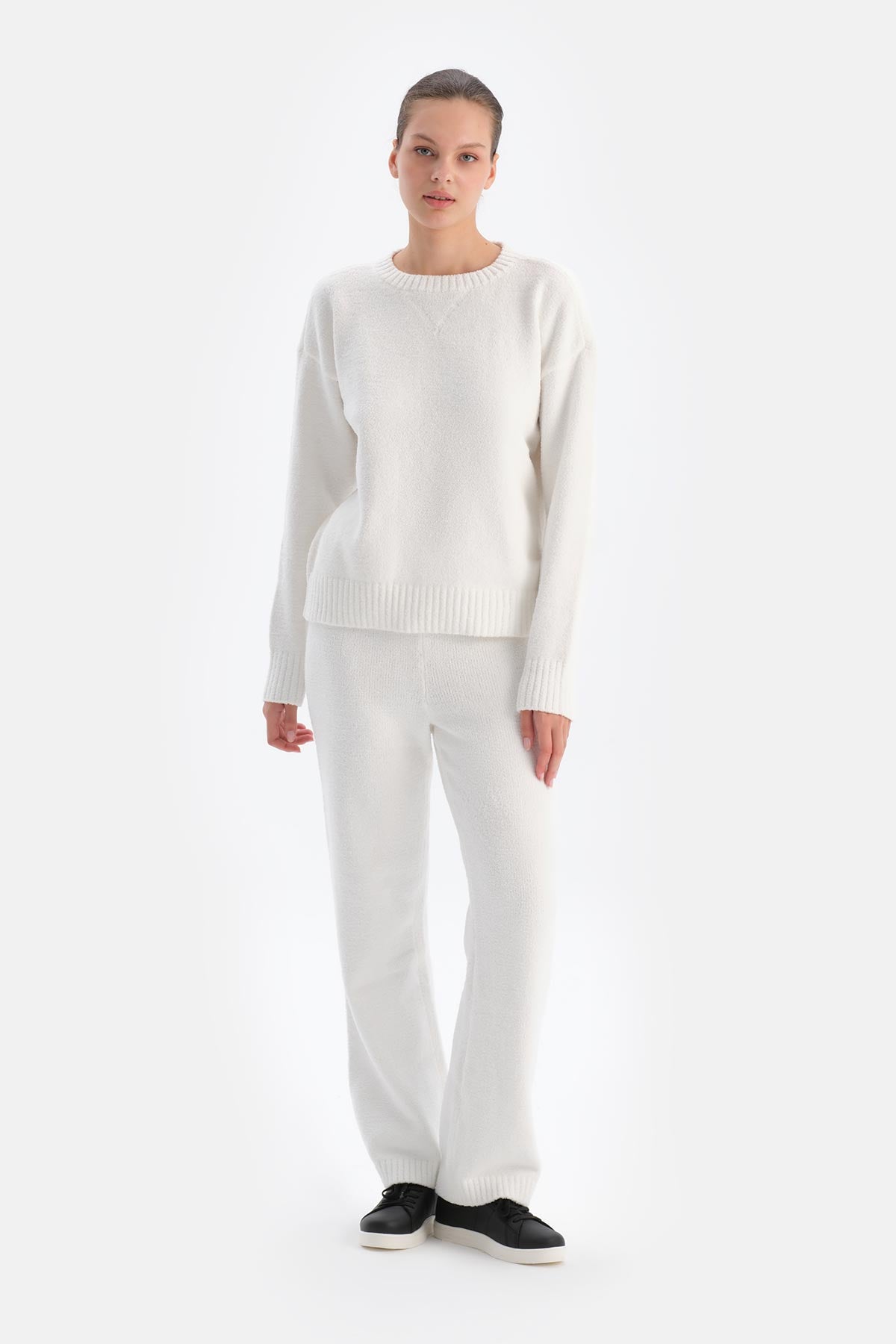 Beyaz Polar Sweatshırt