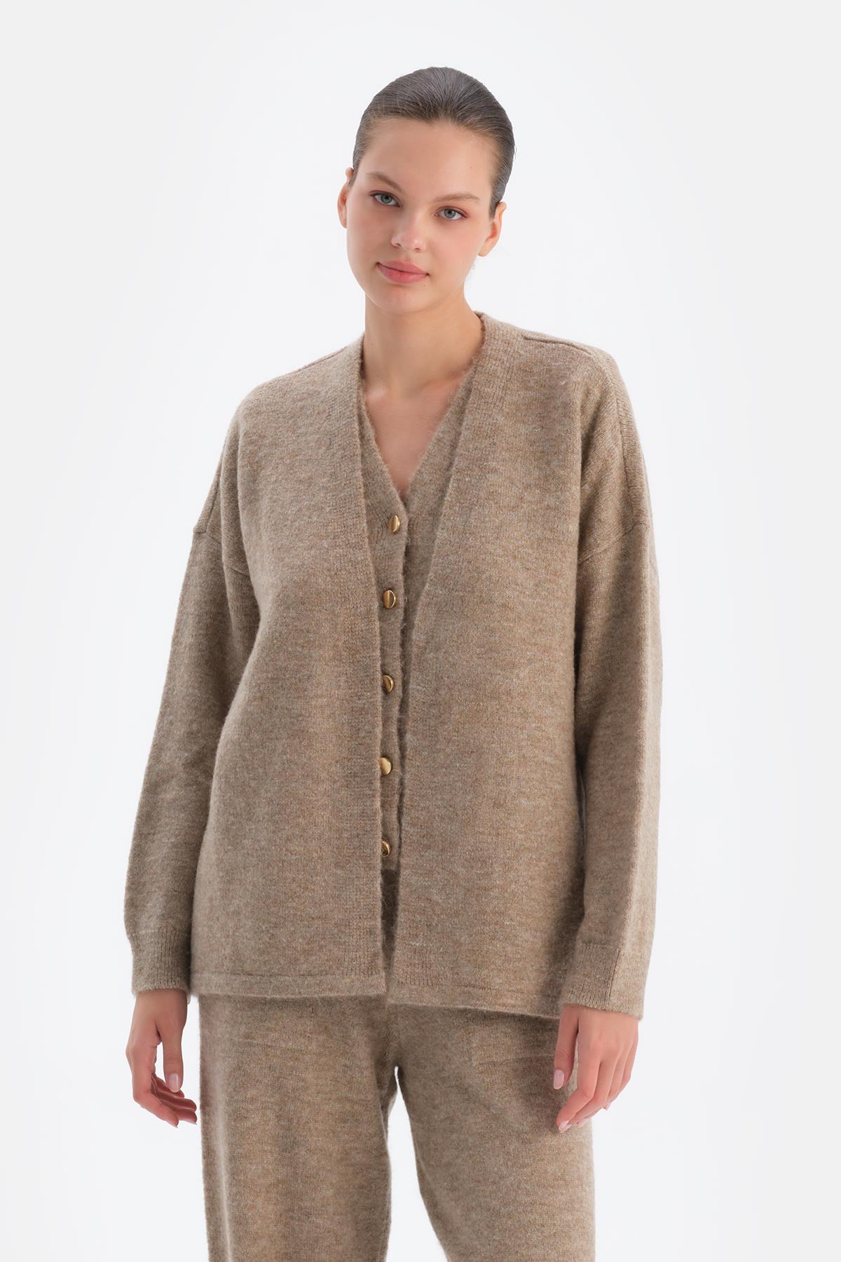 Beige LONG SLEEVE WOOL CARDIGAN