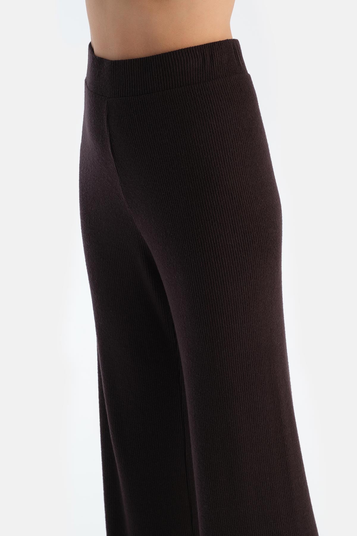 Koyu Kahve Bol Paça Kaşkorse Pantolon