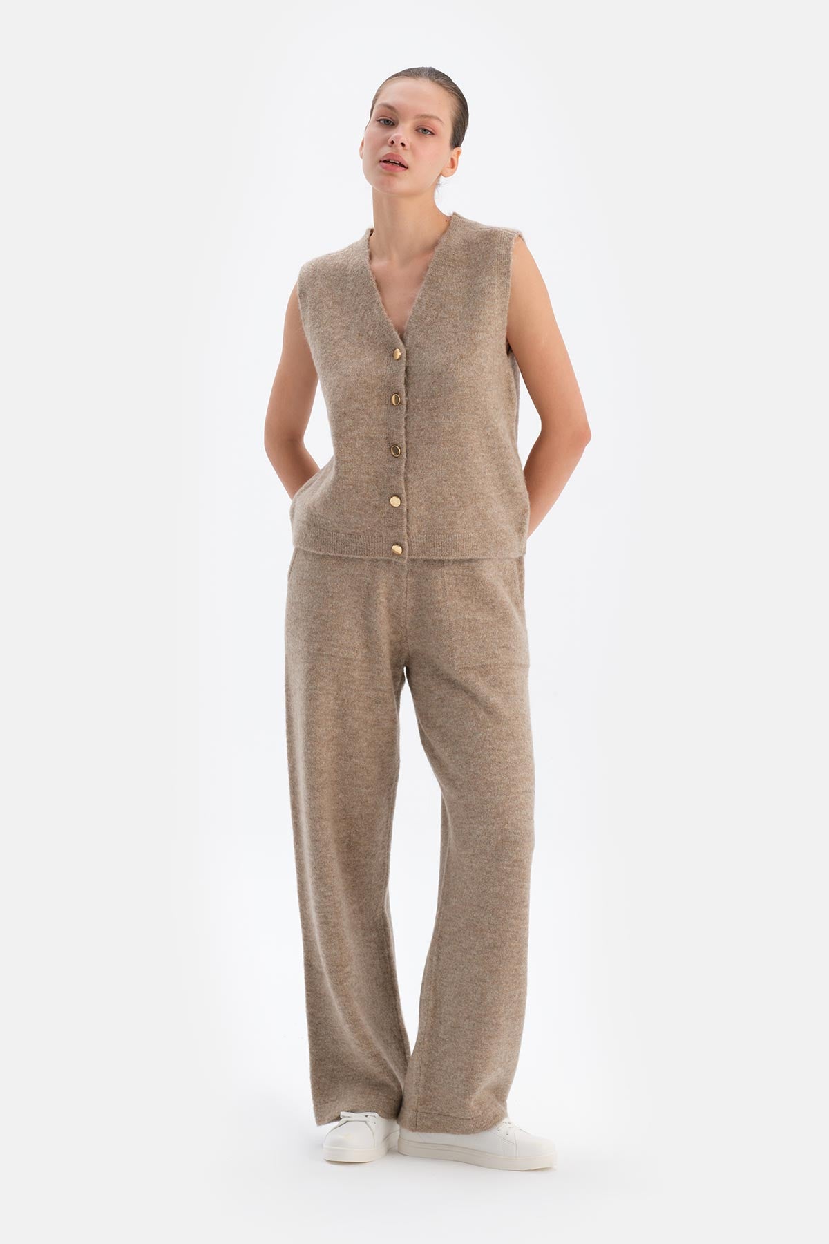 Bej Yünlü Pantolon