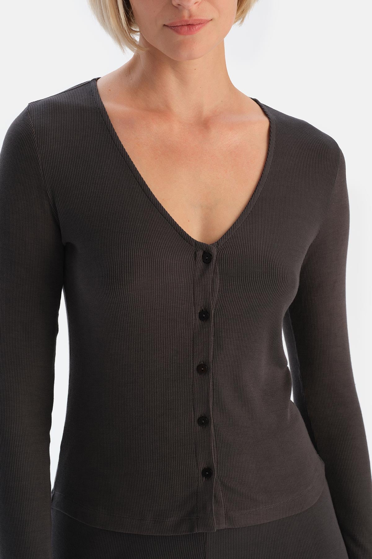 Anthracite U-NECK BUTTONED PAJAMA SET