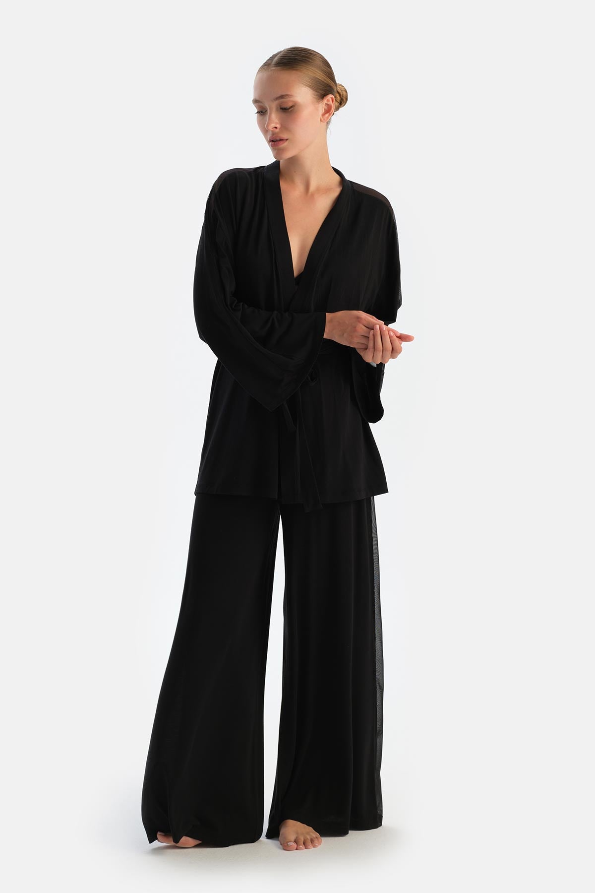 Black TULLE DETAILED BATHROBE
