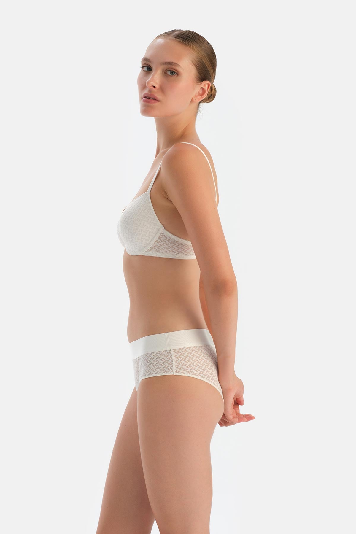 Off White PREMIUM LACE AND RUBBER DETAIL HIPSTER PANTIES