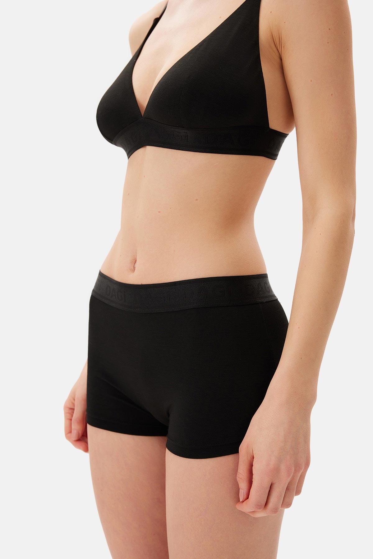 Black BASIC MODAL BOXER