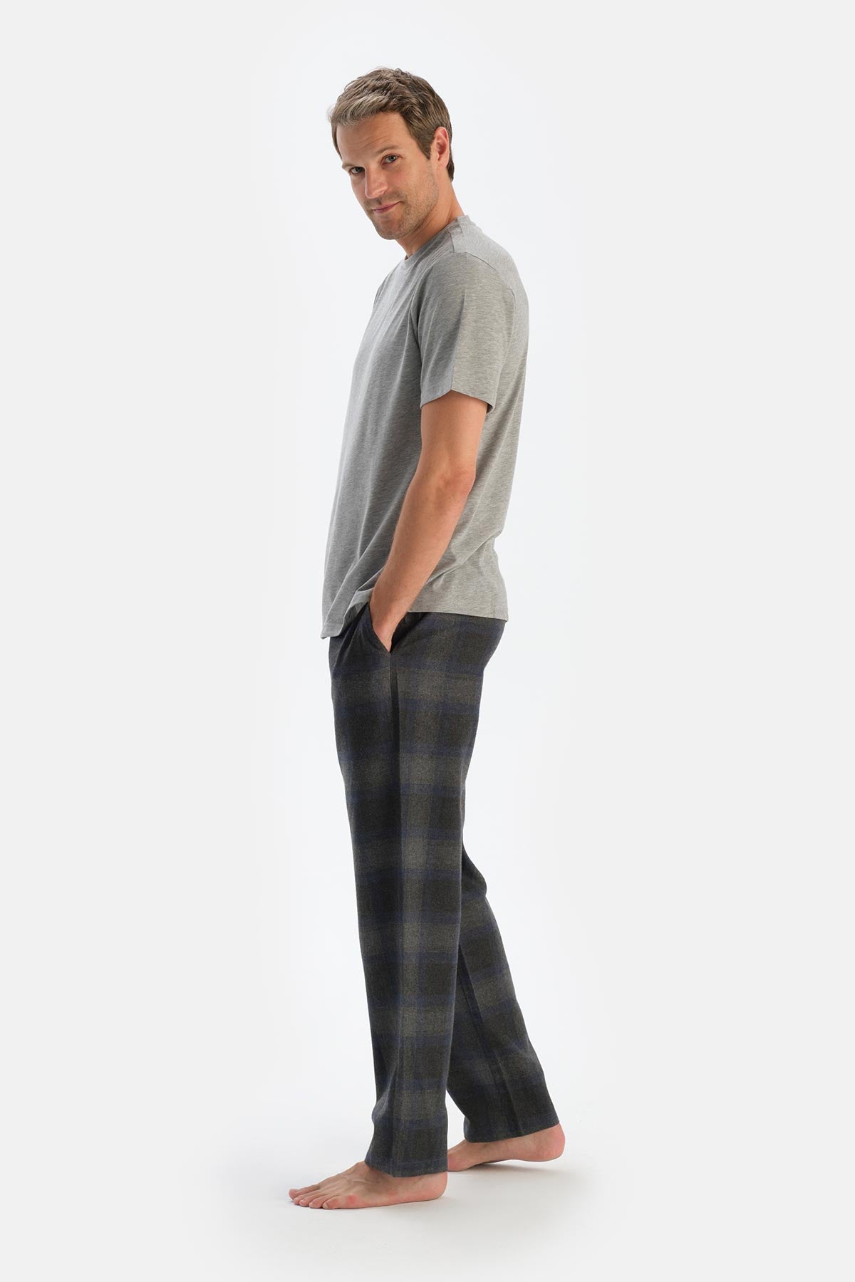 Smoke PLAID WOVEN TROUSERS