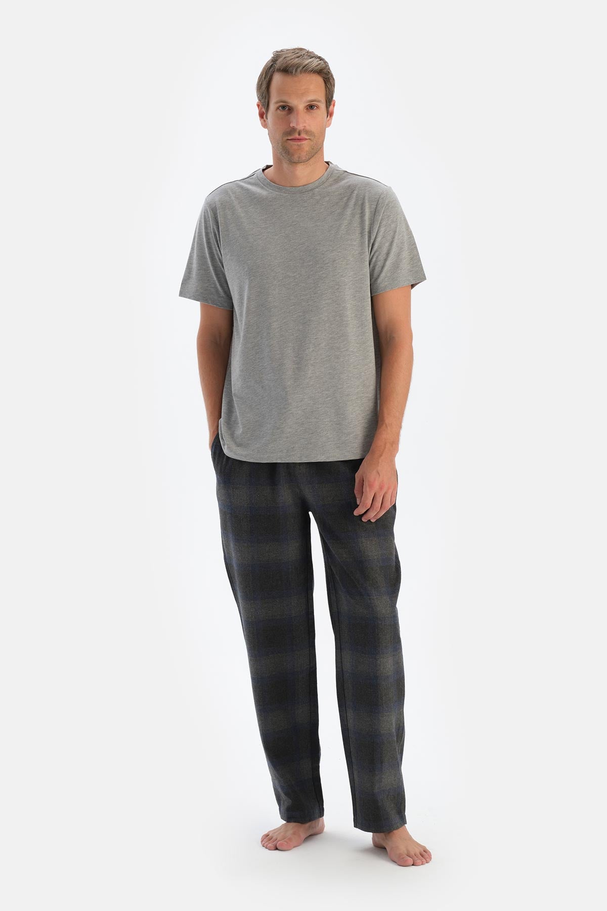 Smoke PLAID WOVEN TROUSERS