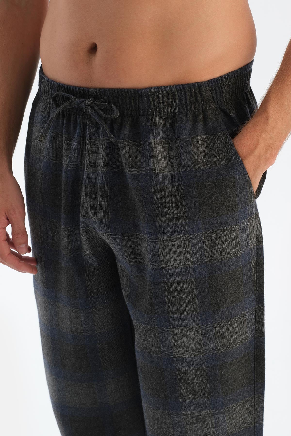 Smoke PLAID WOVEN TROUSERS