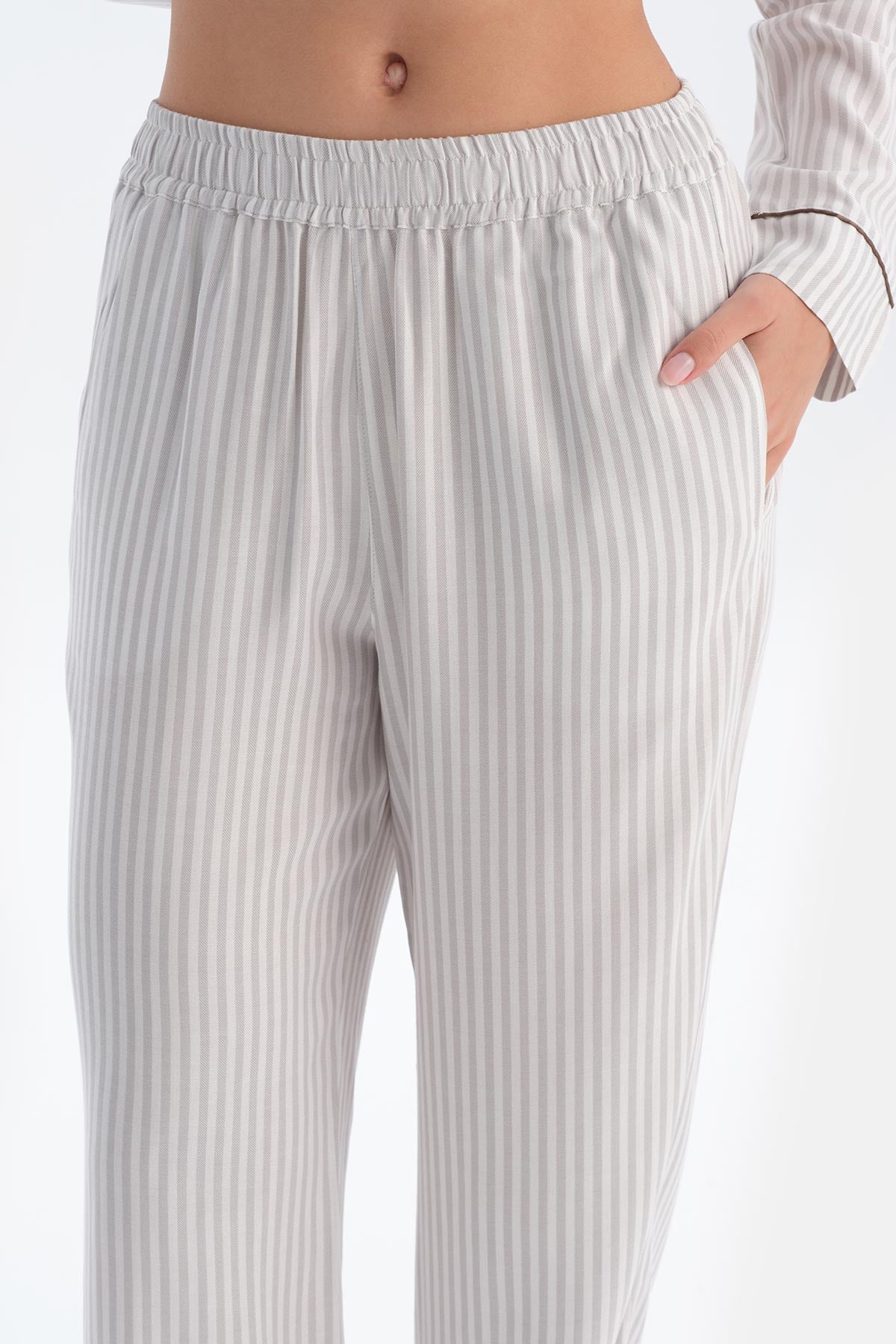 White STRIPED VISCOSE WOVEN TROUSERS