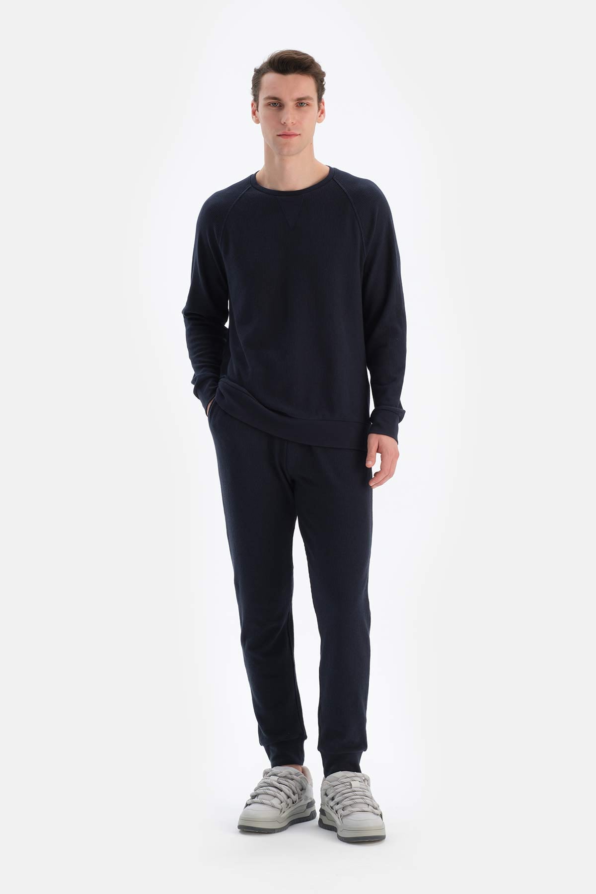 Lacivert Bisiklet Yaka Uzun Kollu Waffle Sweatshırt