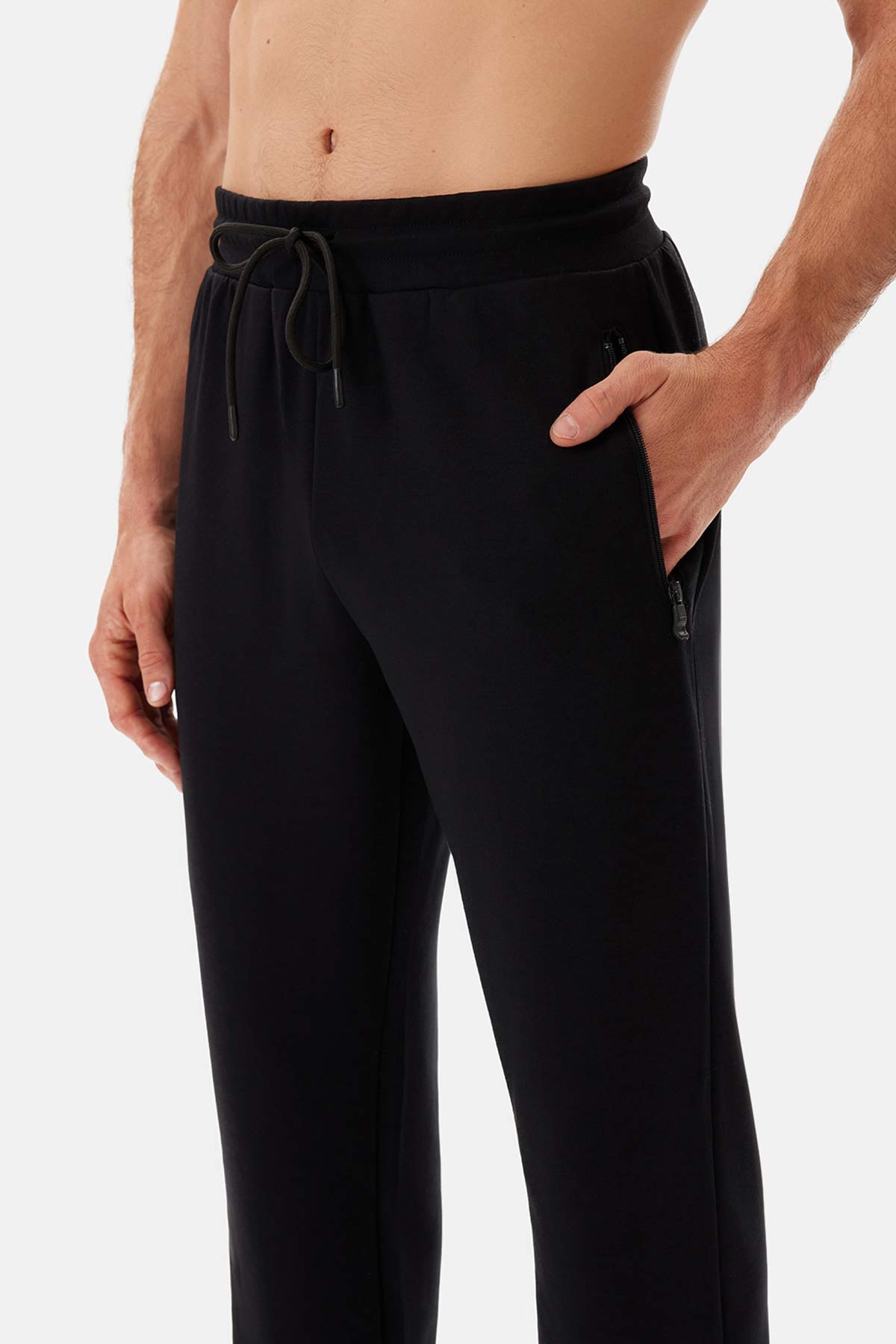 Black FLAT LEG SWEATPANTS