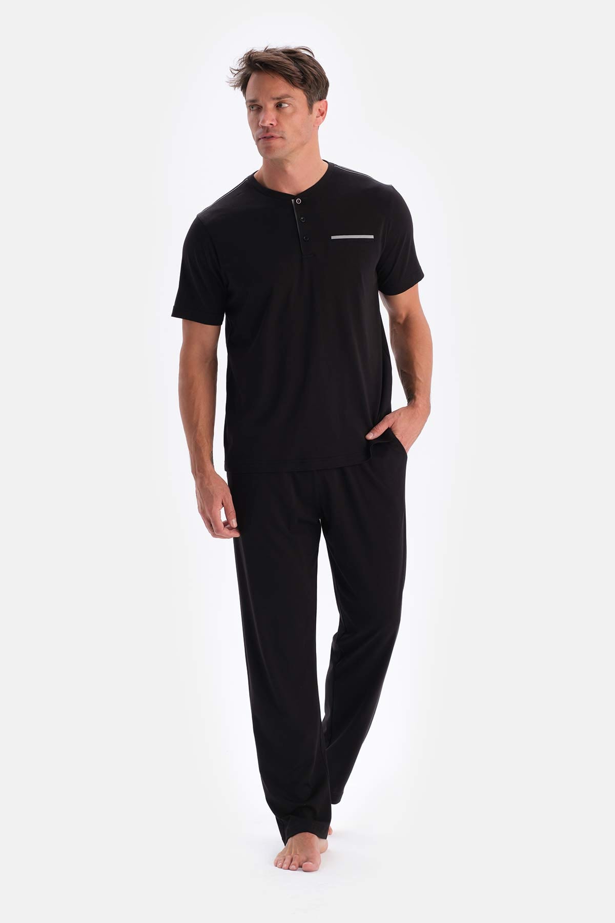 Black HALF POTTED SHORT SLEEVE SHORTS TROUSERS TRIPLE PAJAMA SET