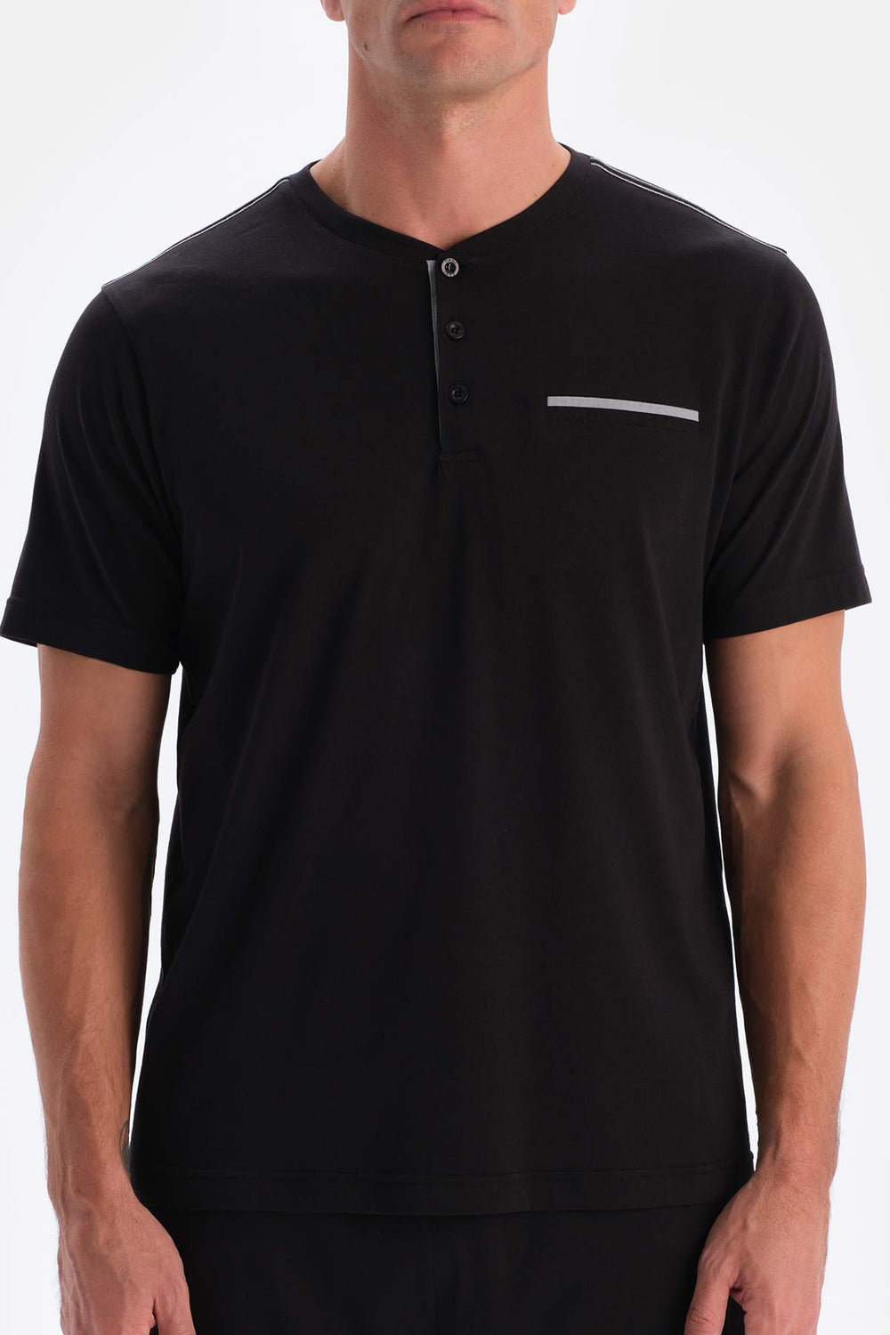 Black HALF POTTED SHORT SLEEVE SHORTS TROUSERS TRIPLE PAJAMA SET