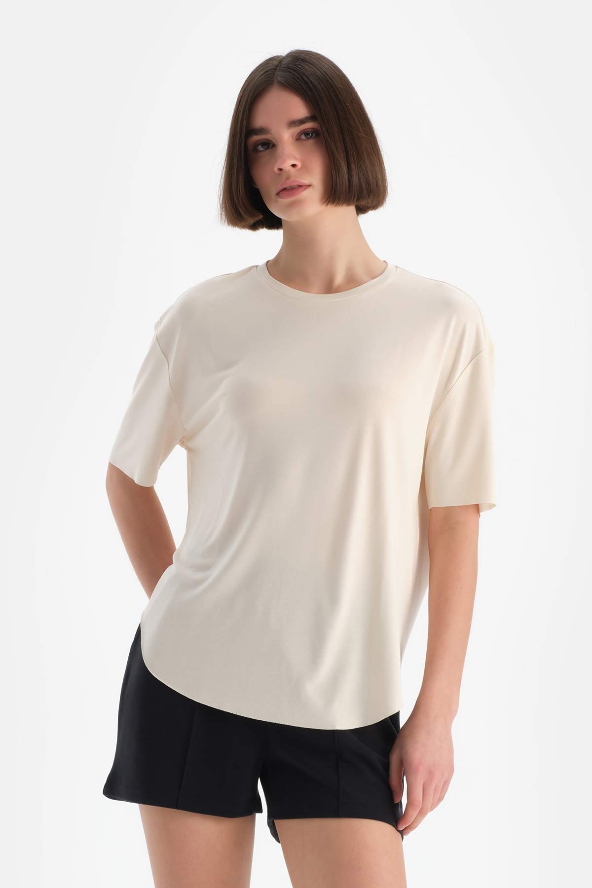 Ekru Dagi Active Kadın Modal Tişört