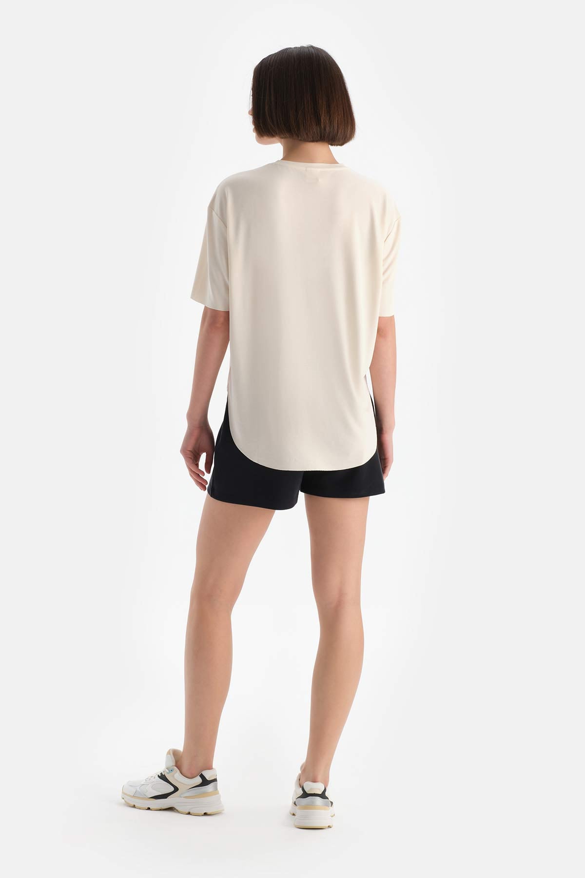 Ekru Dagi Active Kadın Modal Tişört