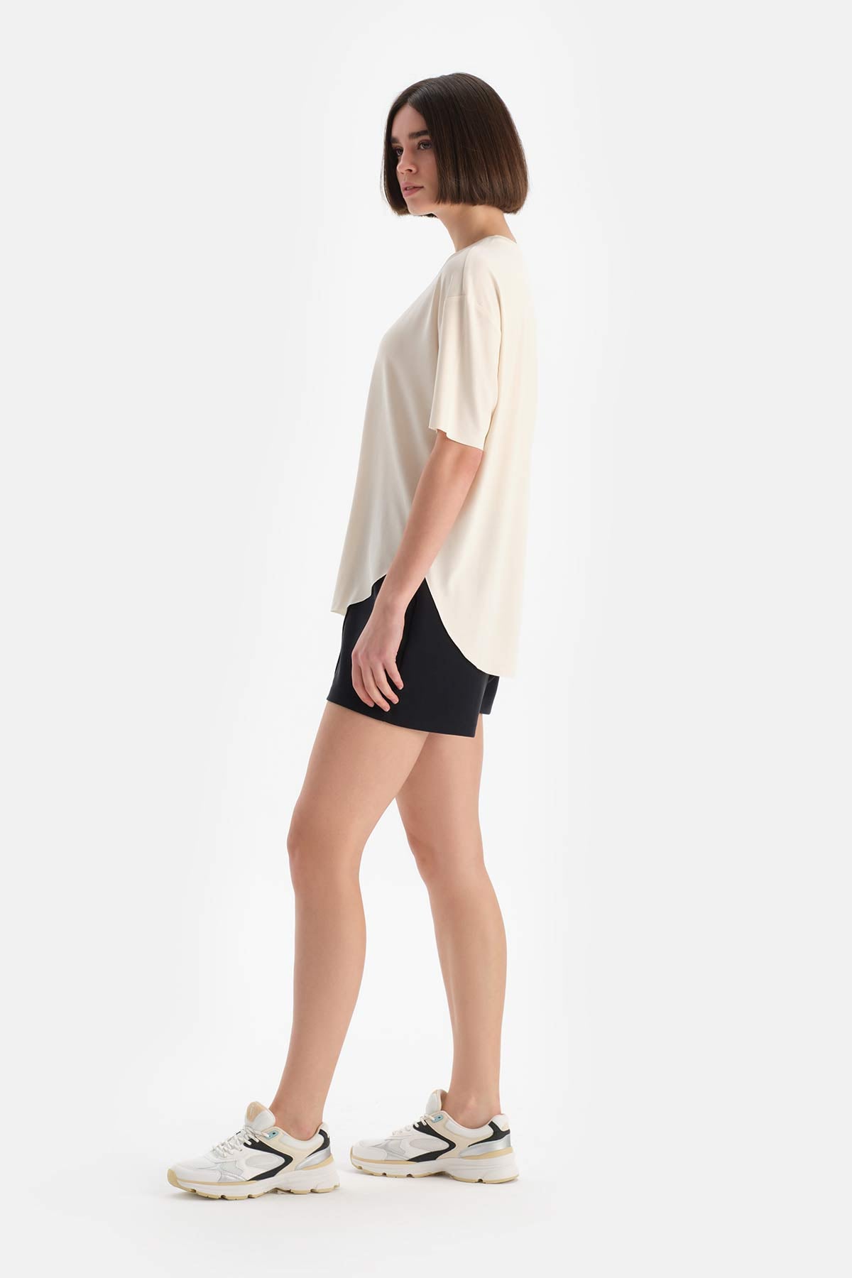 Ekru Dagi Active Kadın Modal Tişört