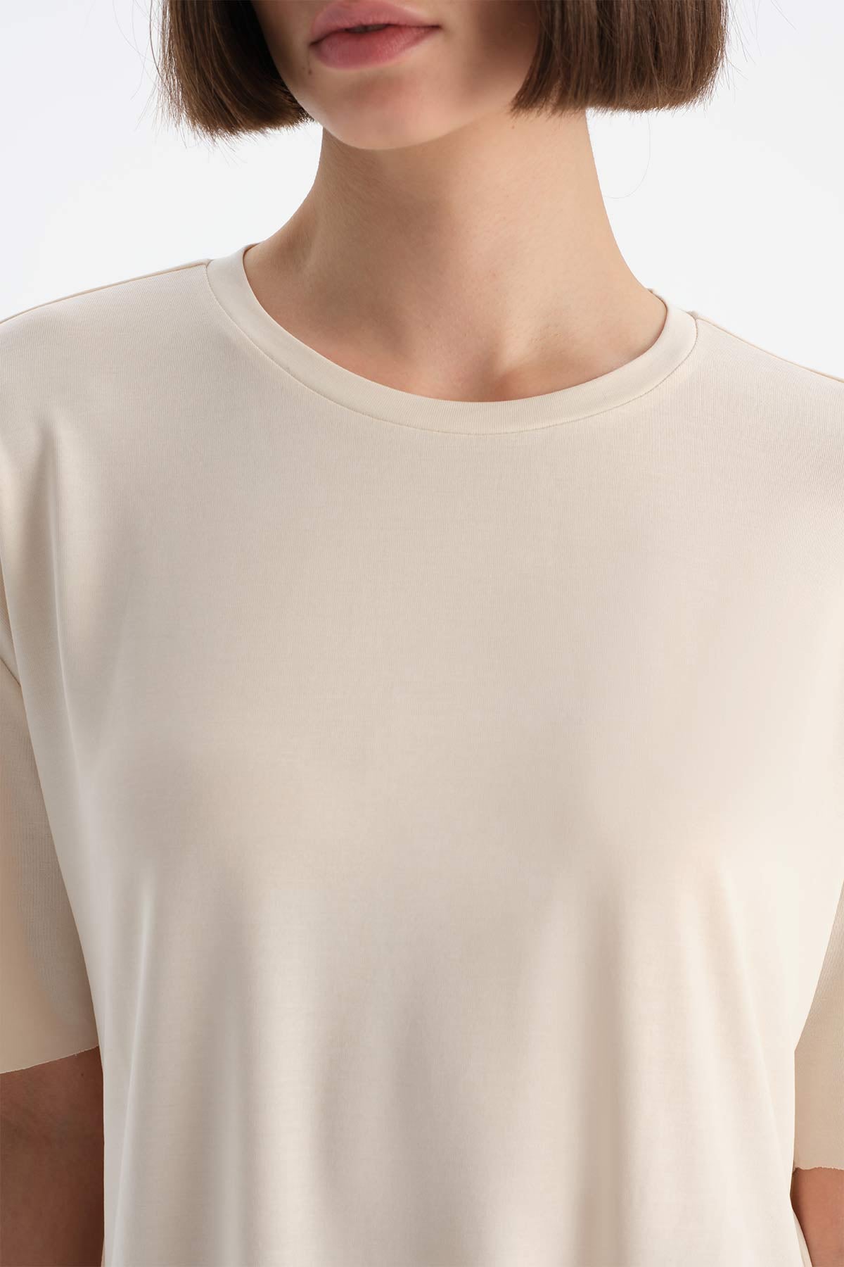 Ekru Dagi Active Kadın Modal Tişört