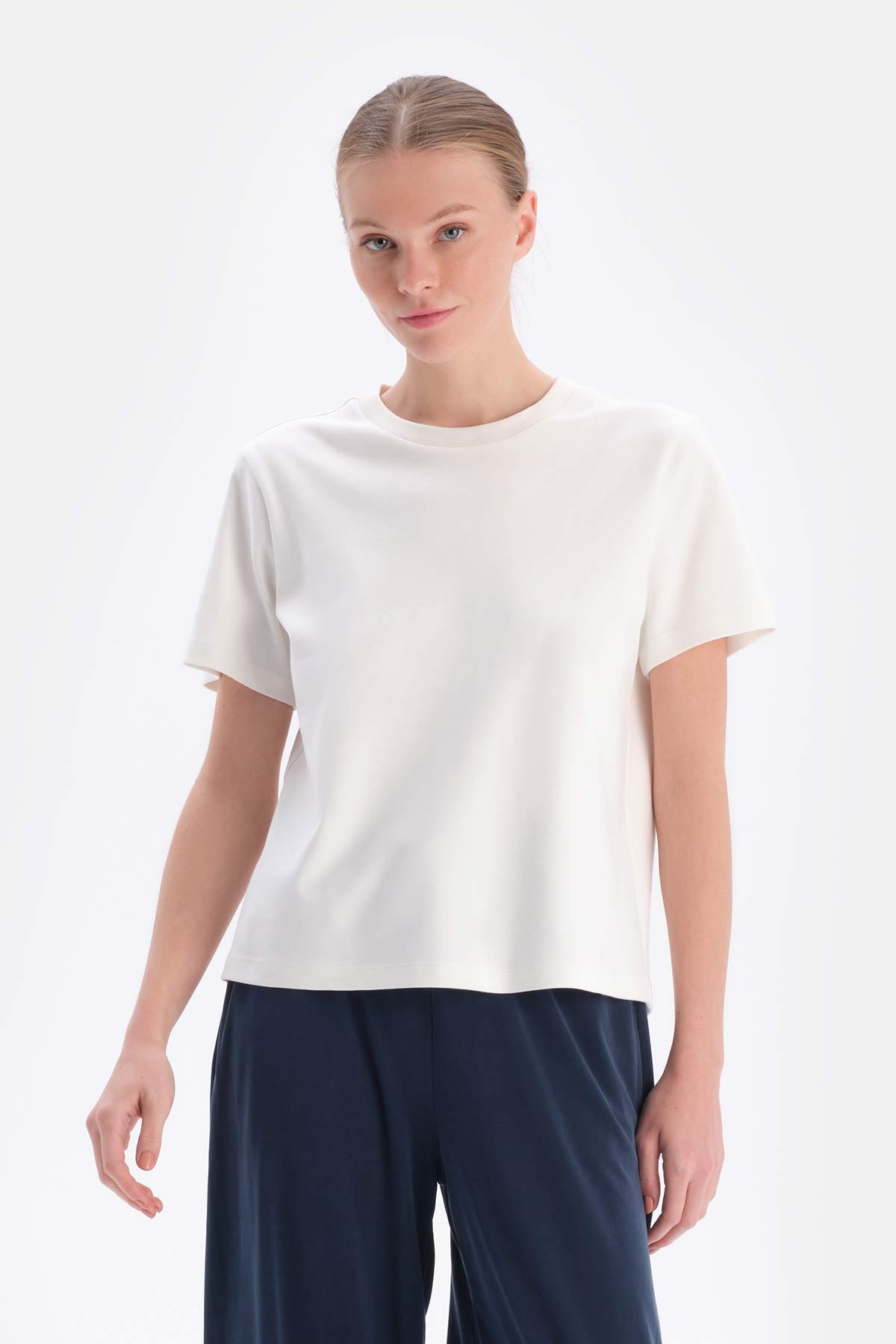 White SILK FINISHING INTERLOCK CREW NECK T-SHIRT