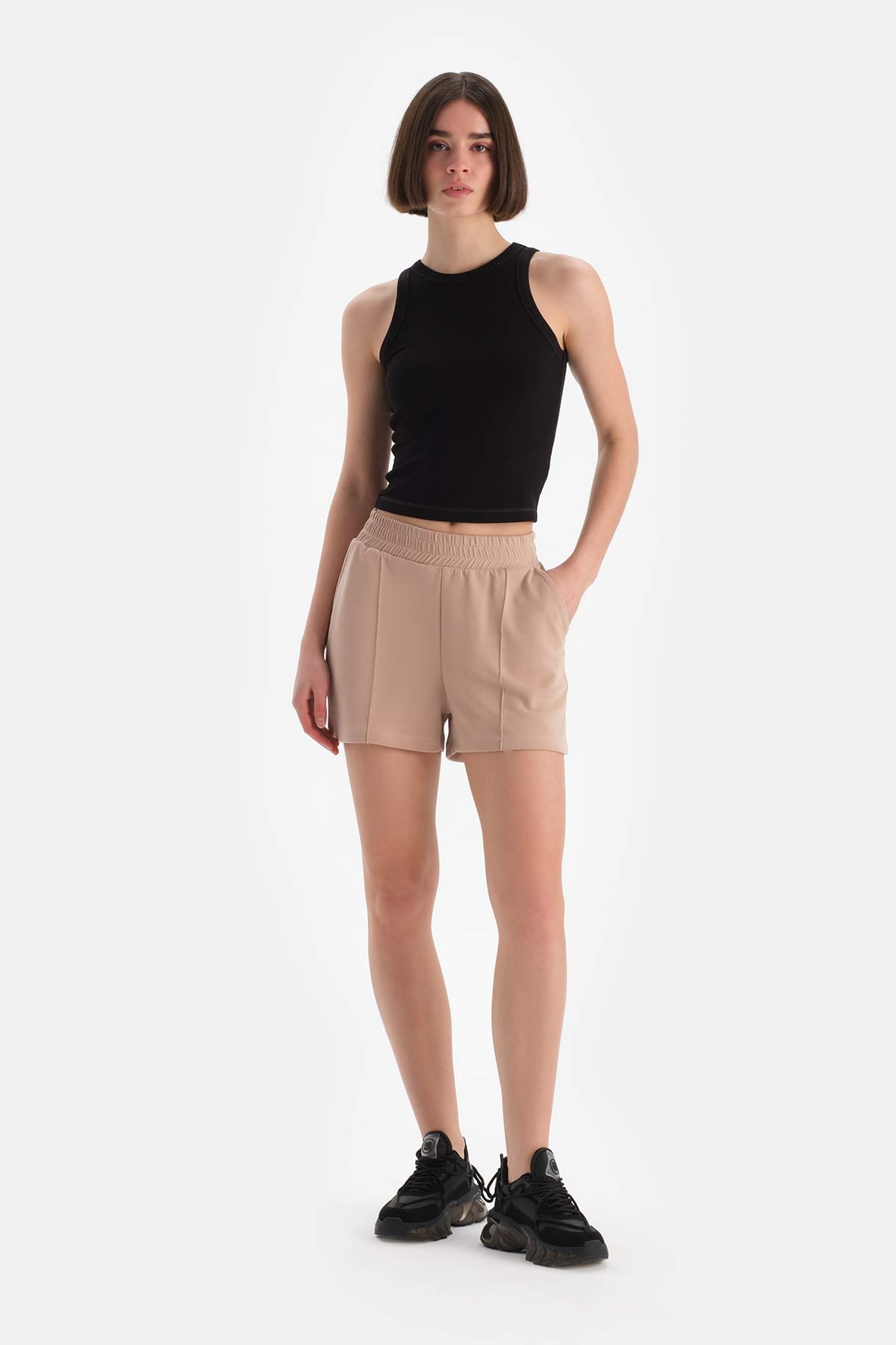 Siyah Dagi Active Kadın Kaşkorse Kolsuz Atlet