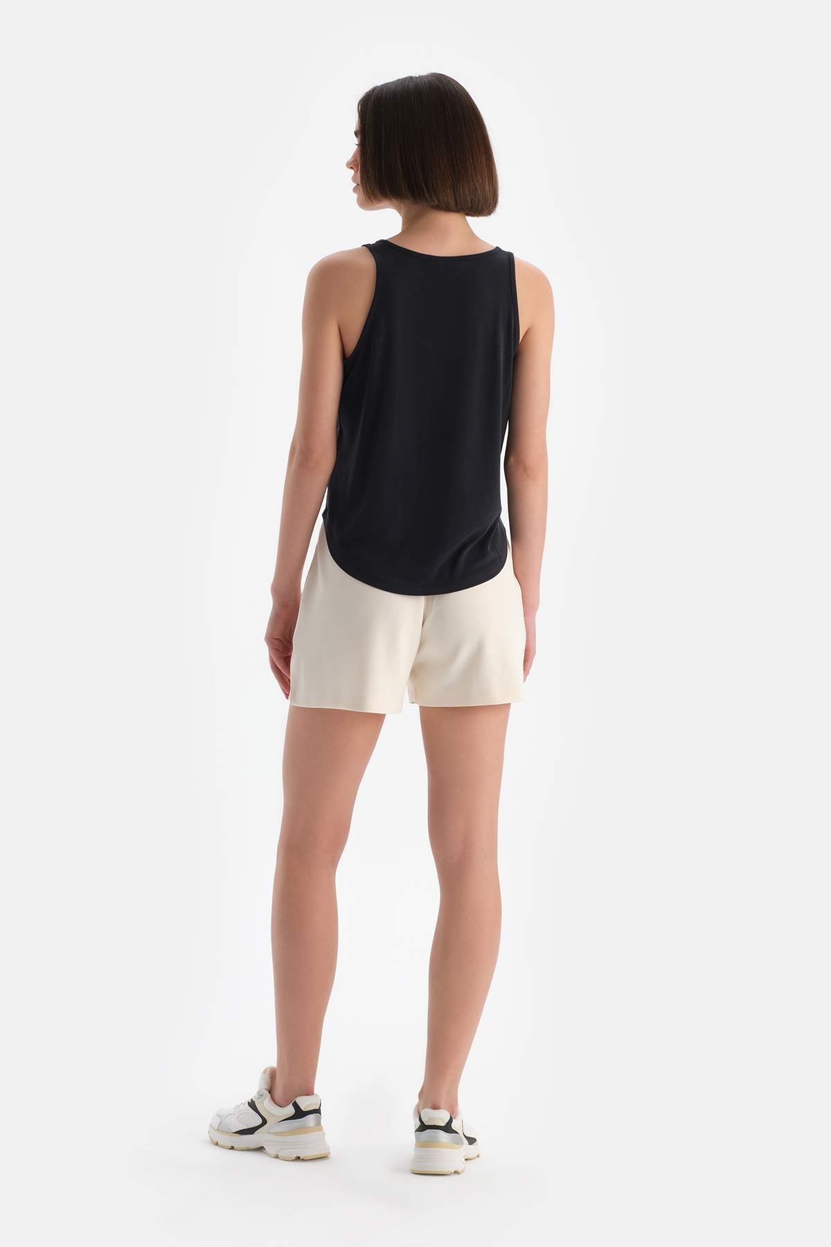 Siyah Dagi Active Kadın Modal Kolsuz Atlet