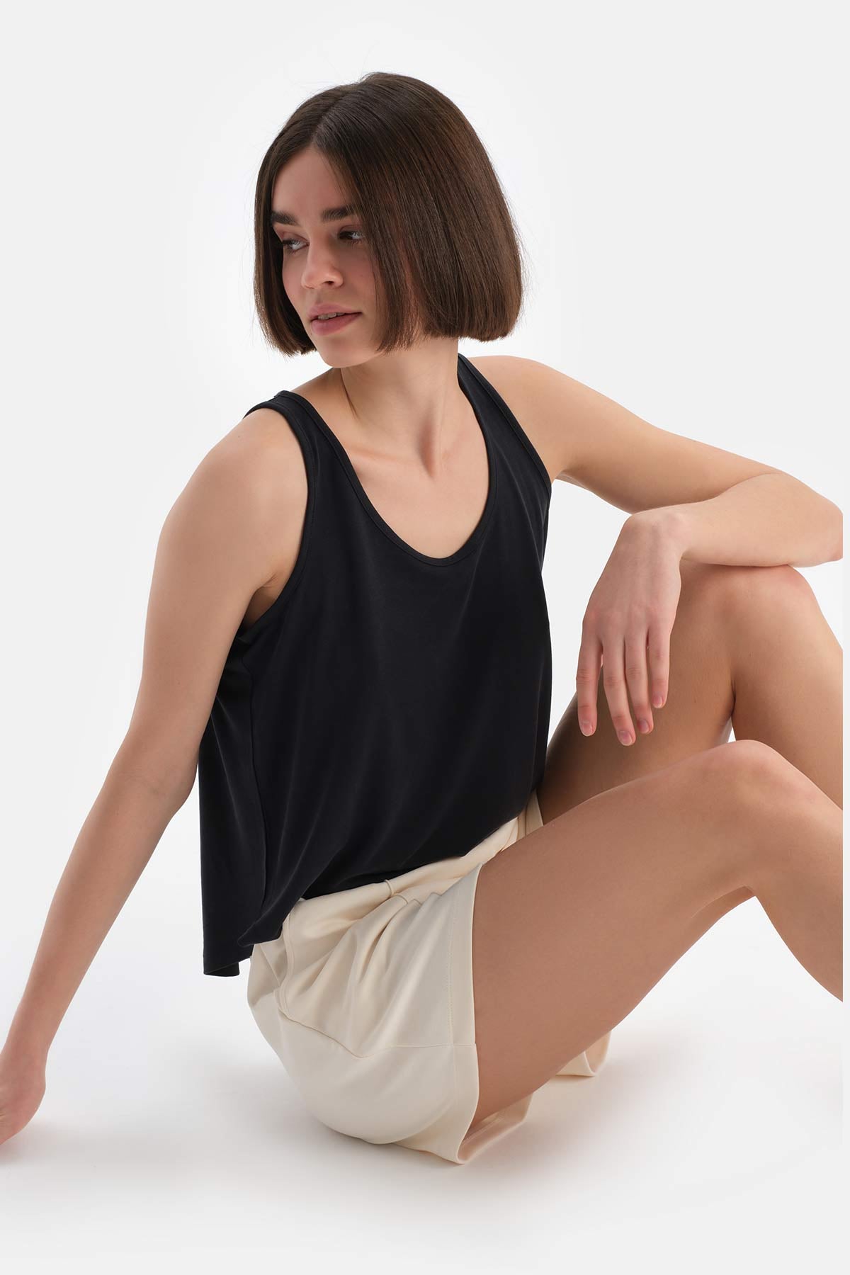 Siyah Dagi Active Kadın Modal Kolsuz Atlet