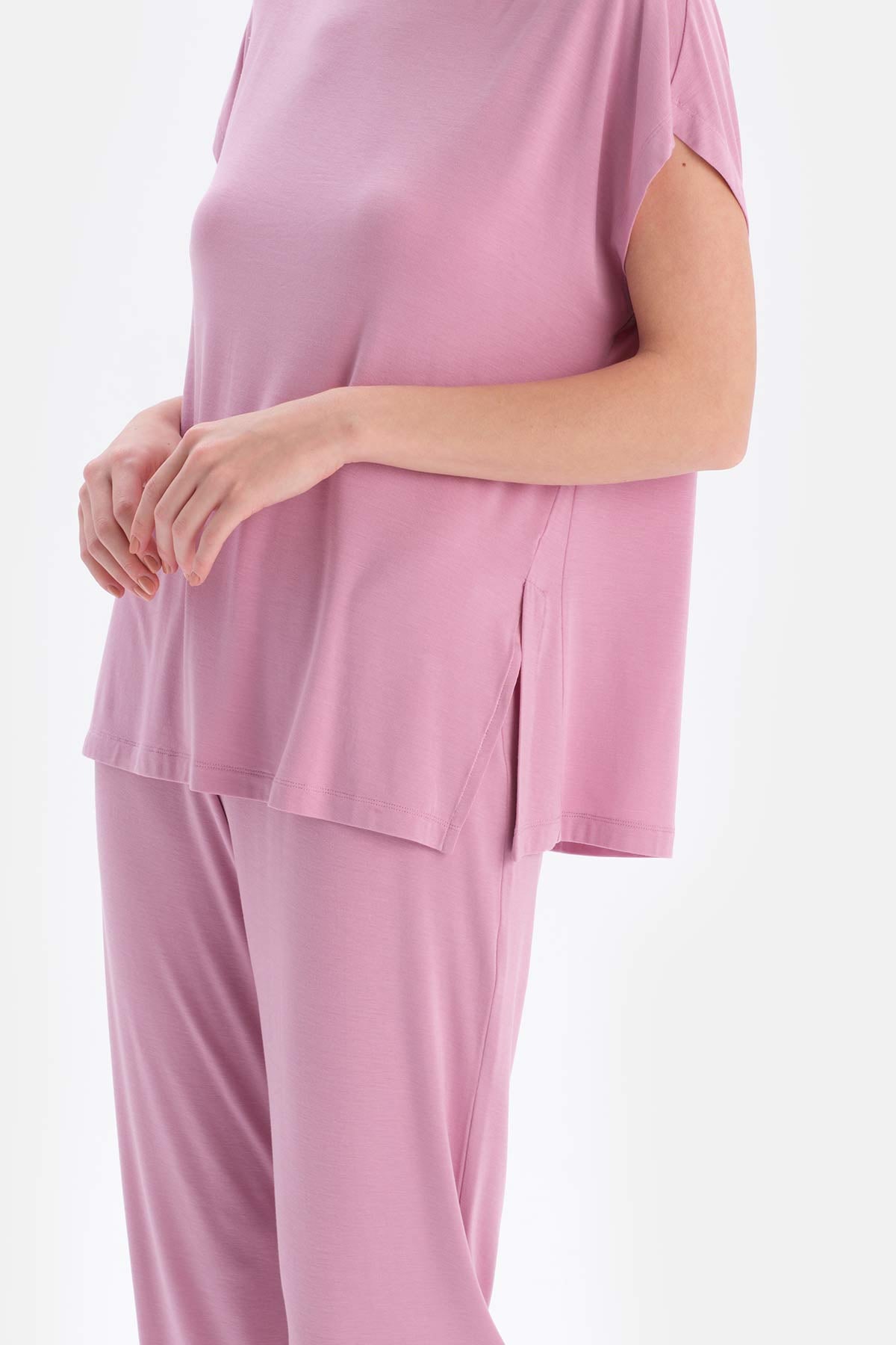 Lila Bisiklet Yaka Kısa Kollu Tişört Jogger Alt Pijama Takımı